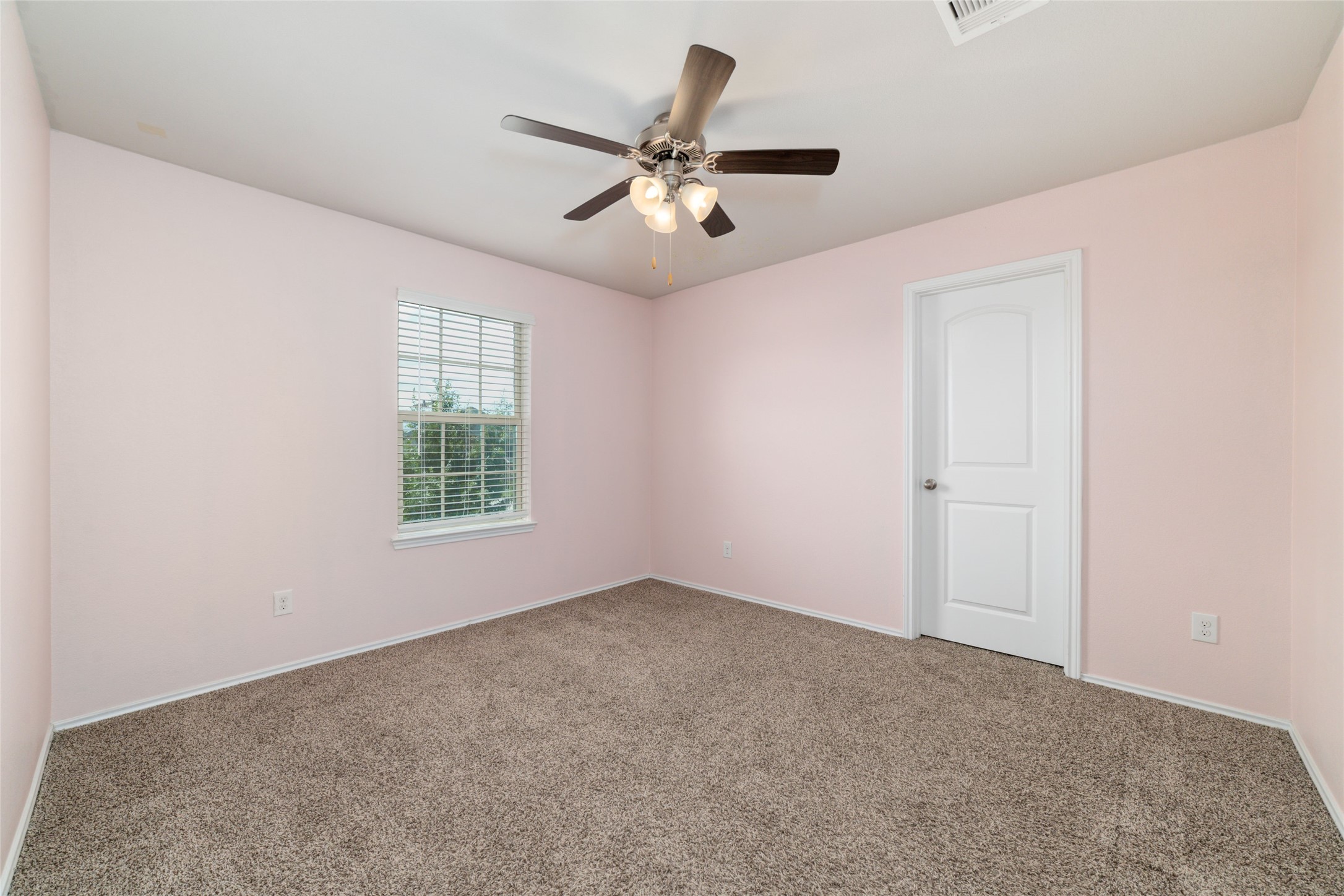 16451 Rosary Pea Place Property Photo 32