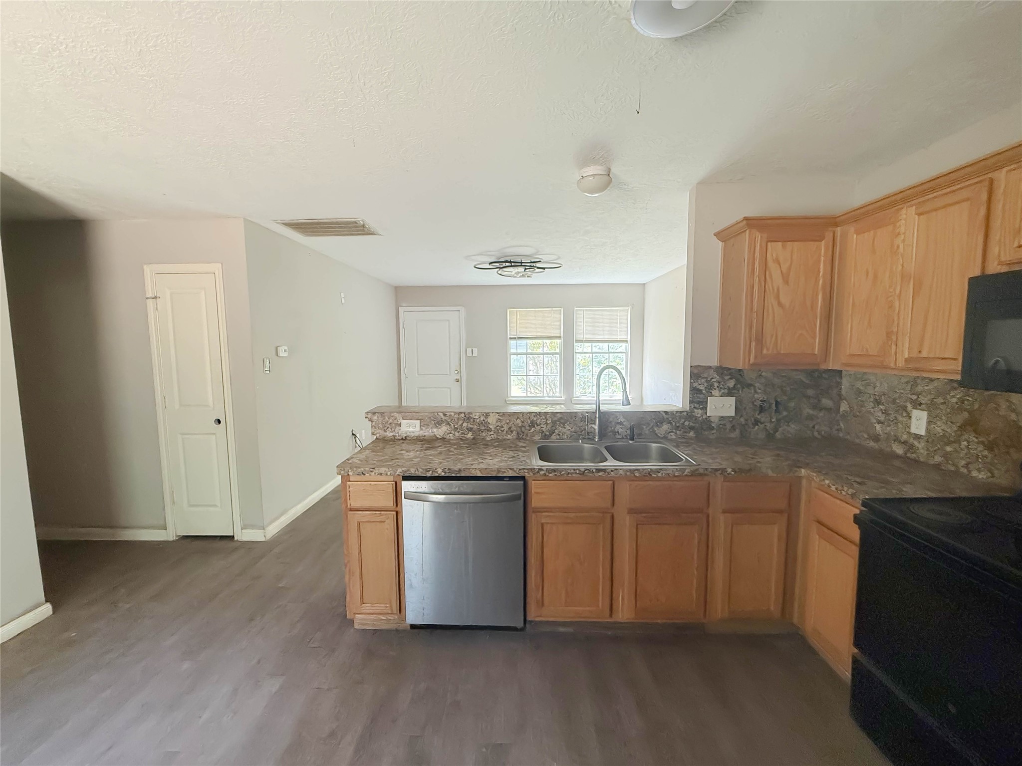 15028 Austin Road Property Photo 12