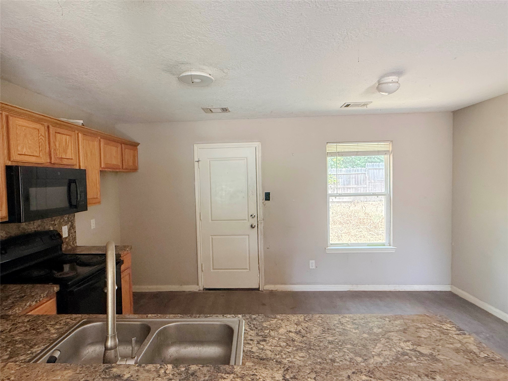 15028 Austin Road Property Photo 13