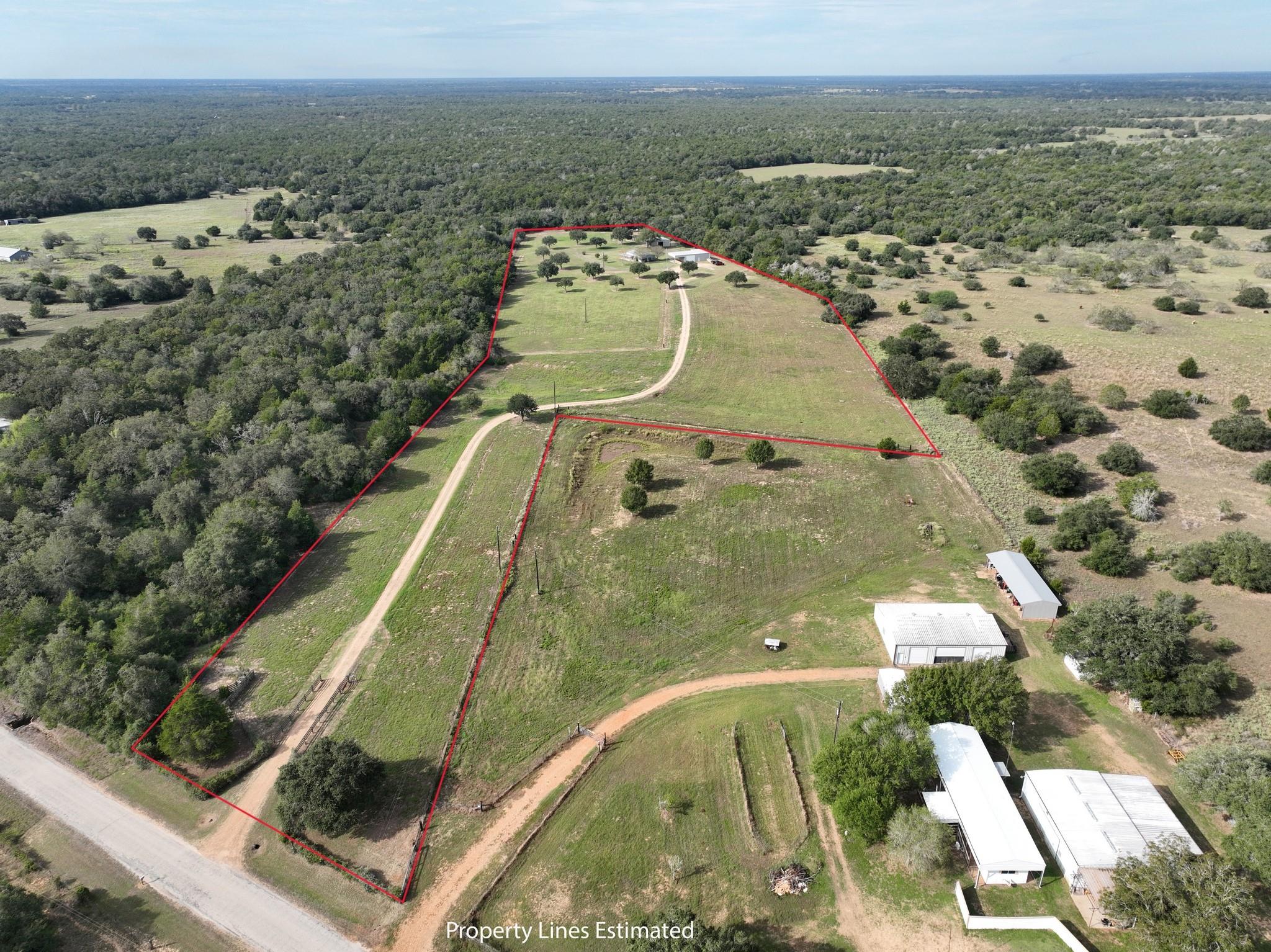 6830 County Road 444, Hallettsville TX 77964