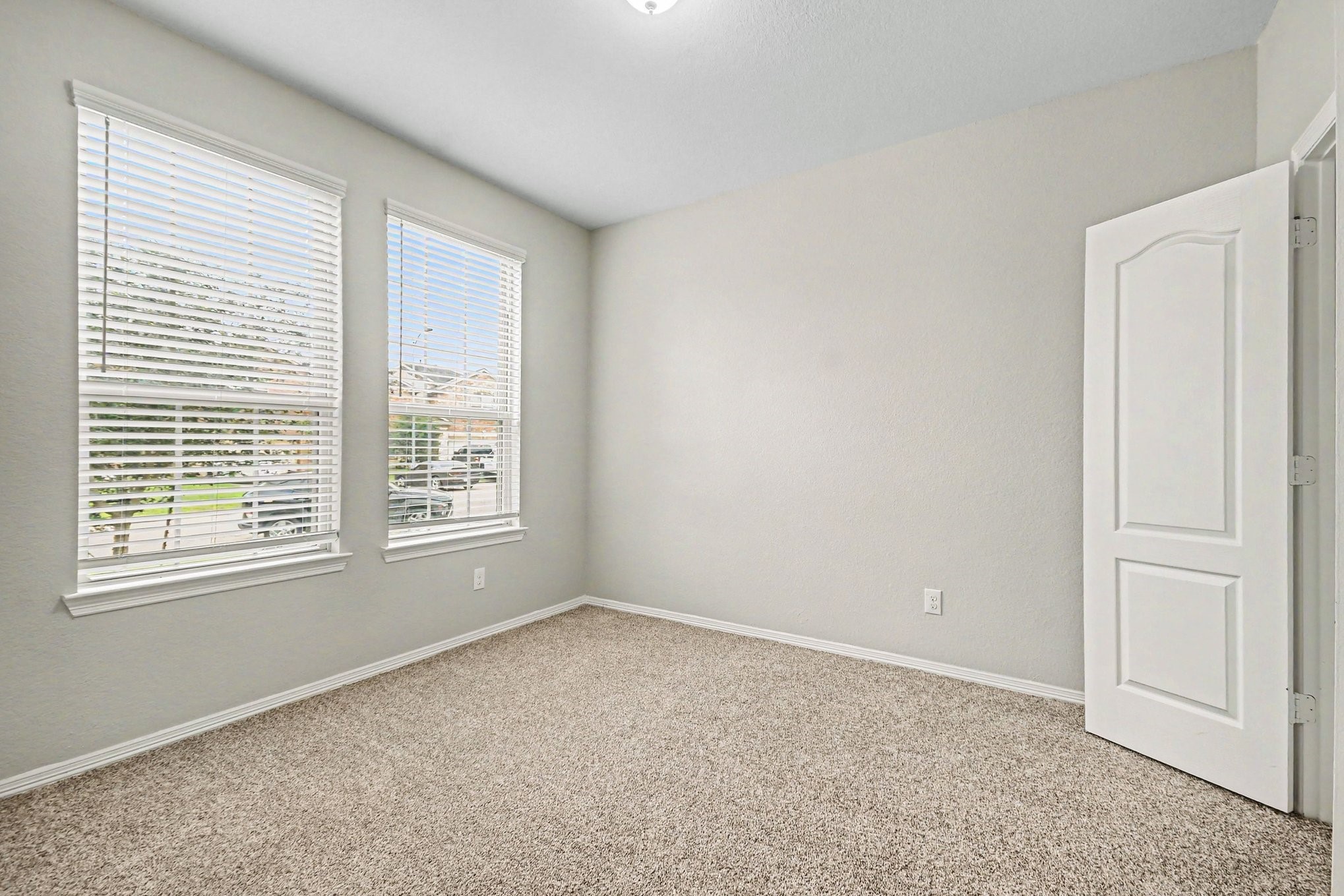 13211 Barrington Oaks Circle Property Photo 14