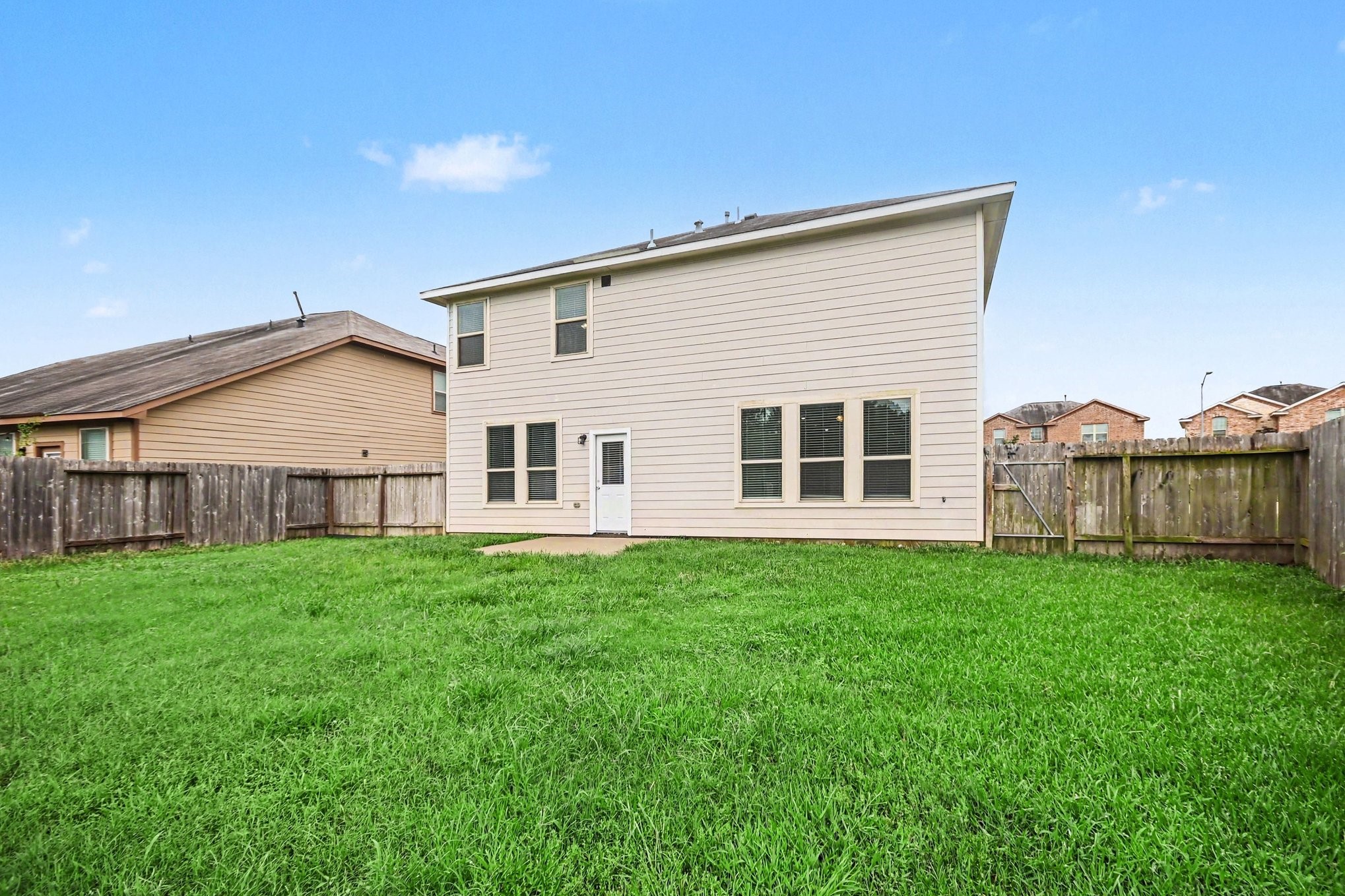 13211 Barrington Oaks Circle Property Photo 24