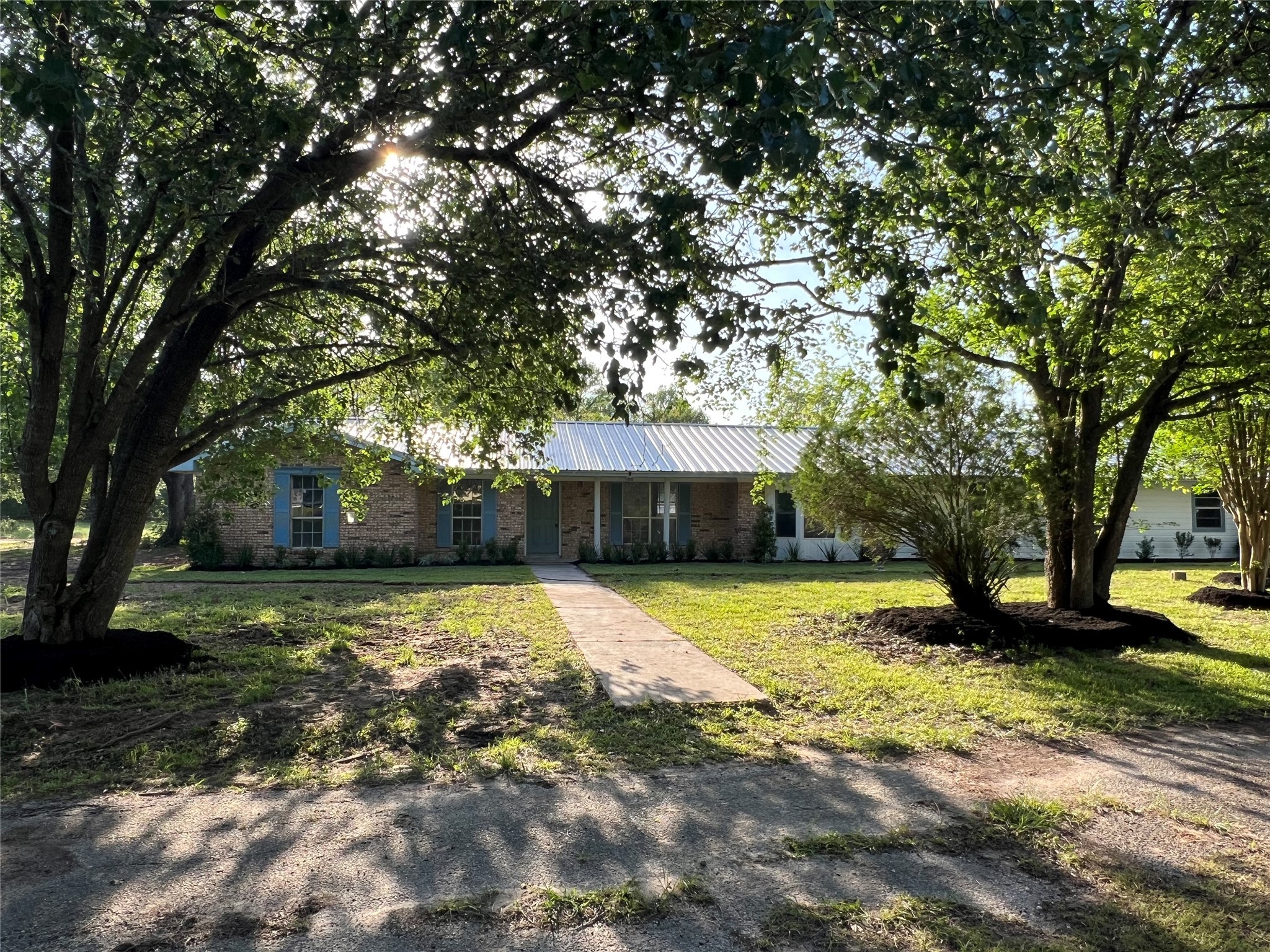 27369 Fm 770 Property Photo
