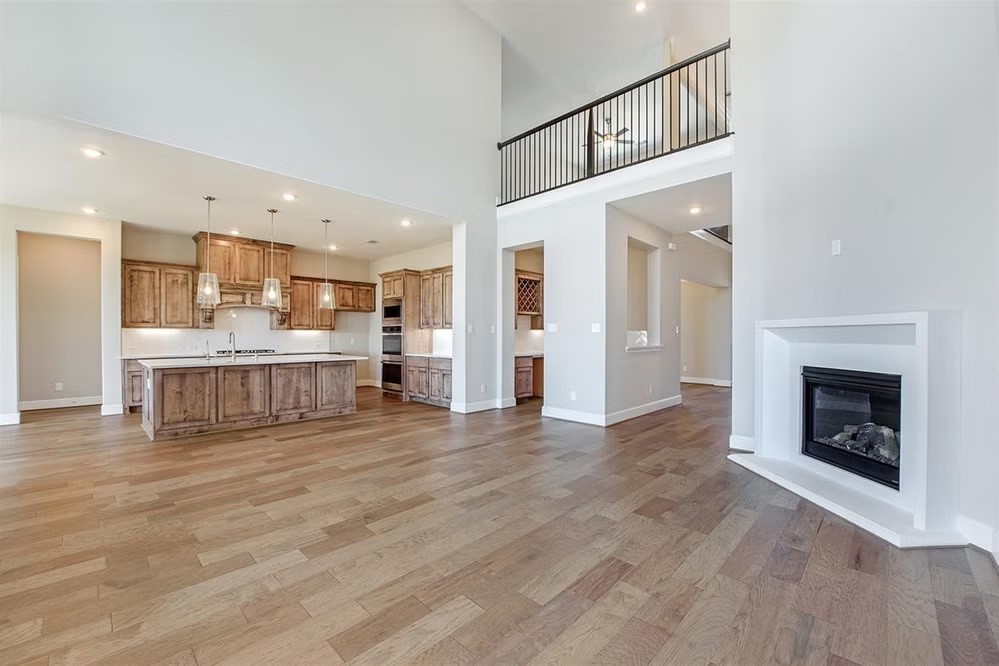 6422 Seville Street Property Photo 3