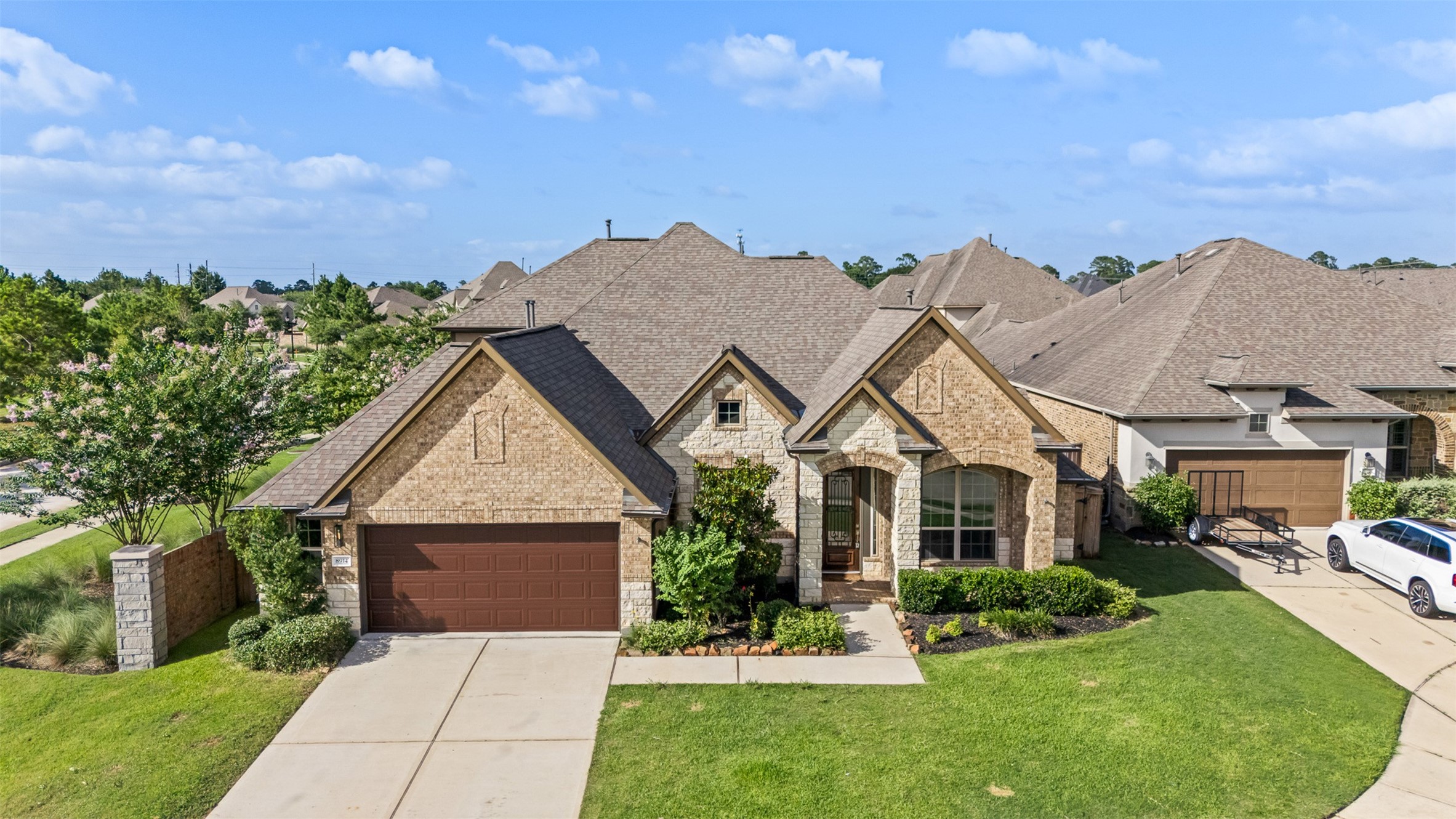 8914 Vineyard Valley Court Property Photo 2