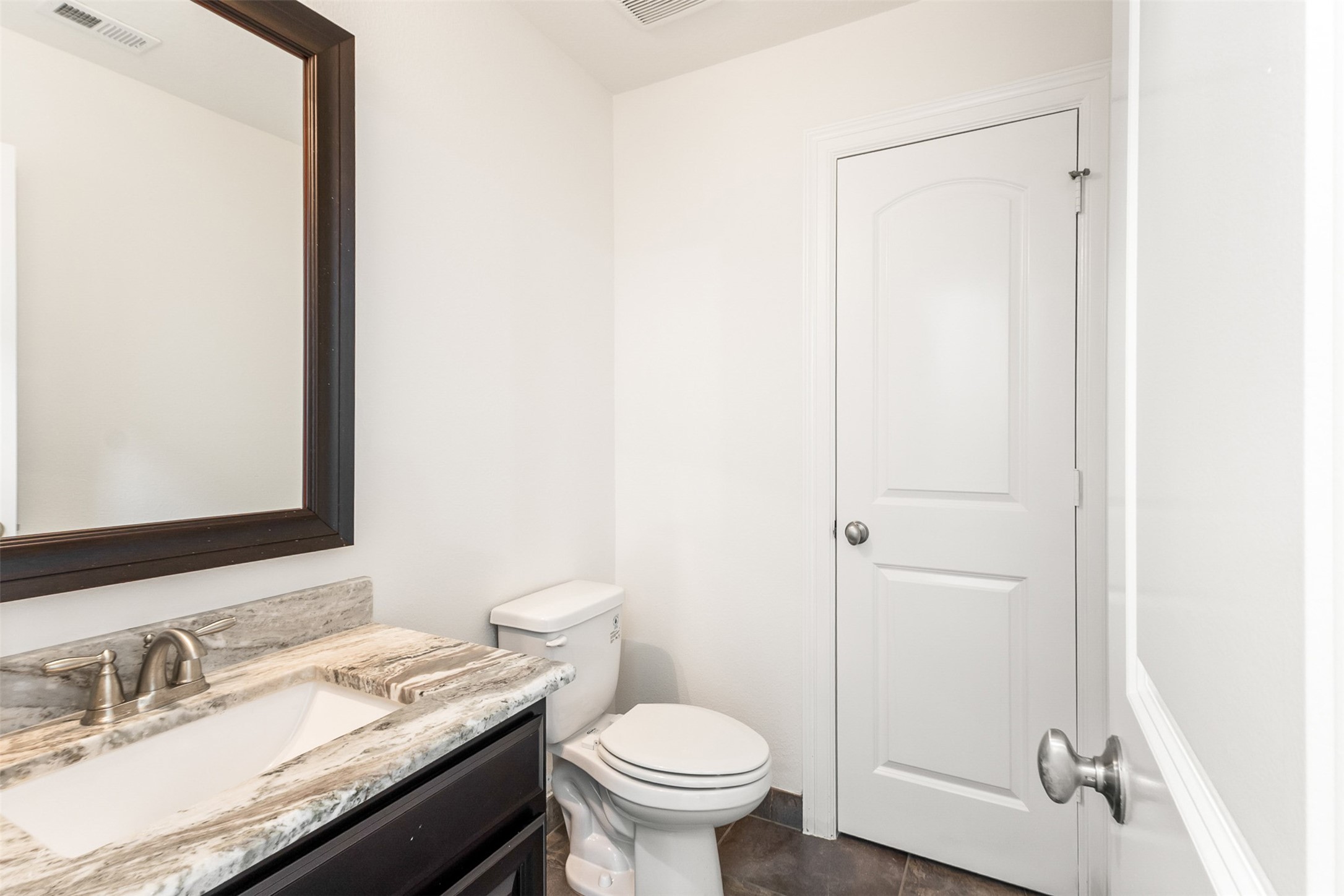 8914 Vineyard Valley Court Property Photo 41