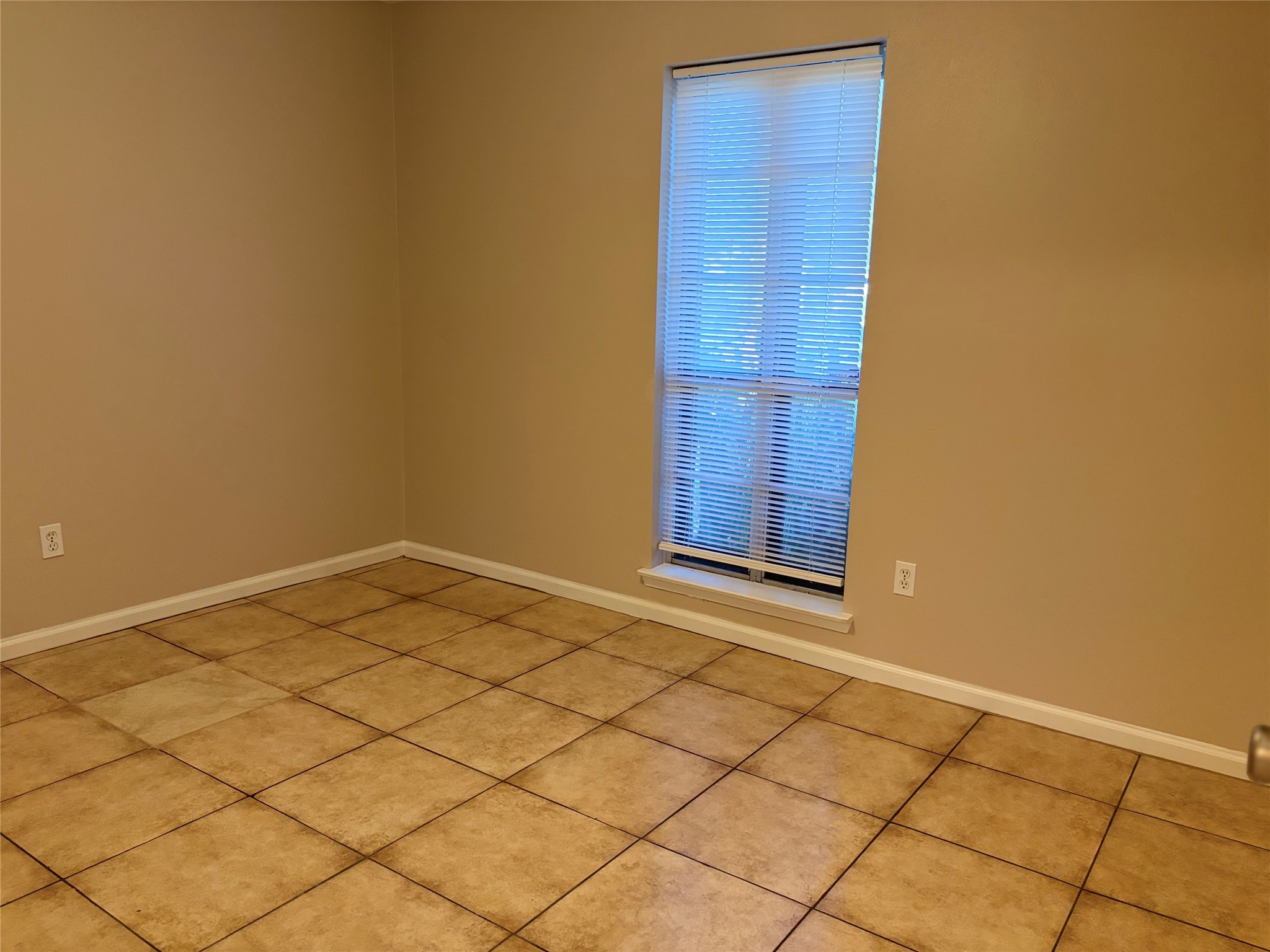 826 Deerpass Drive Property Photo 9