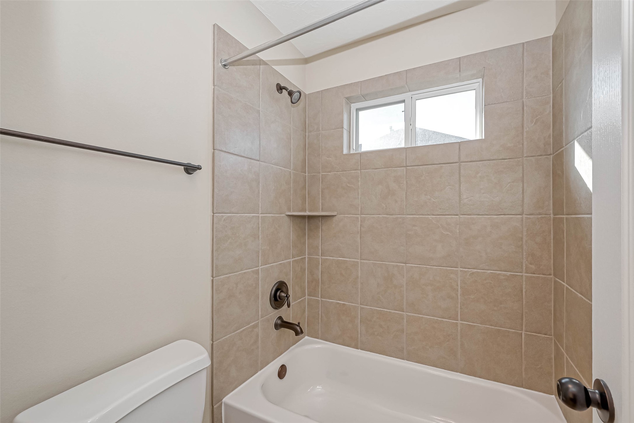 17827 Circular Quay Lane Property Photo 27