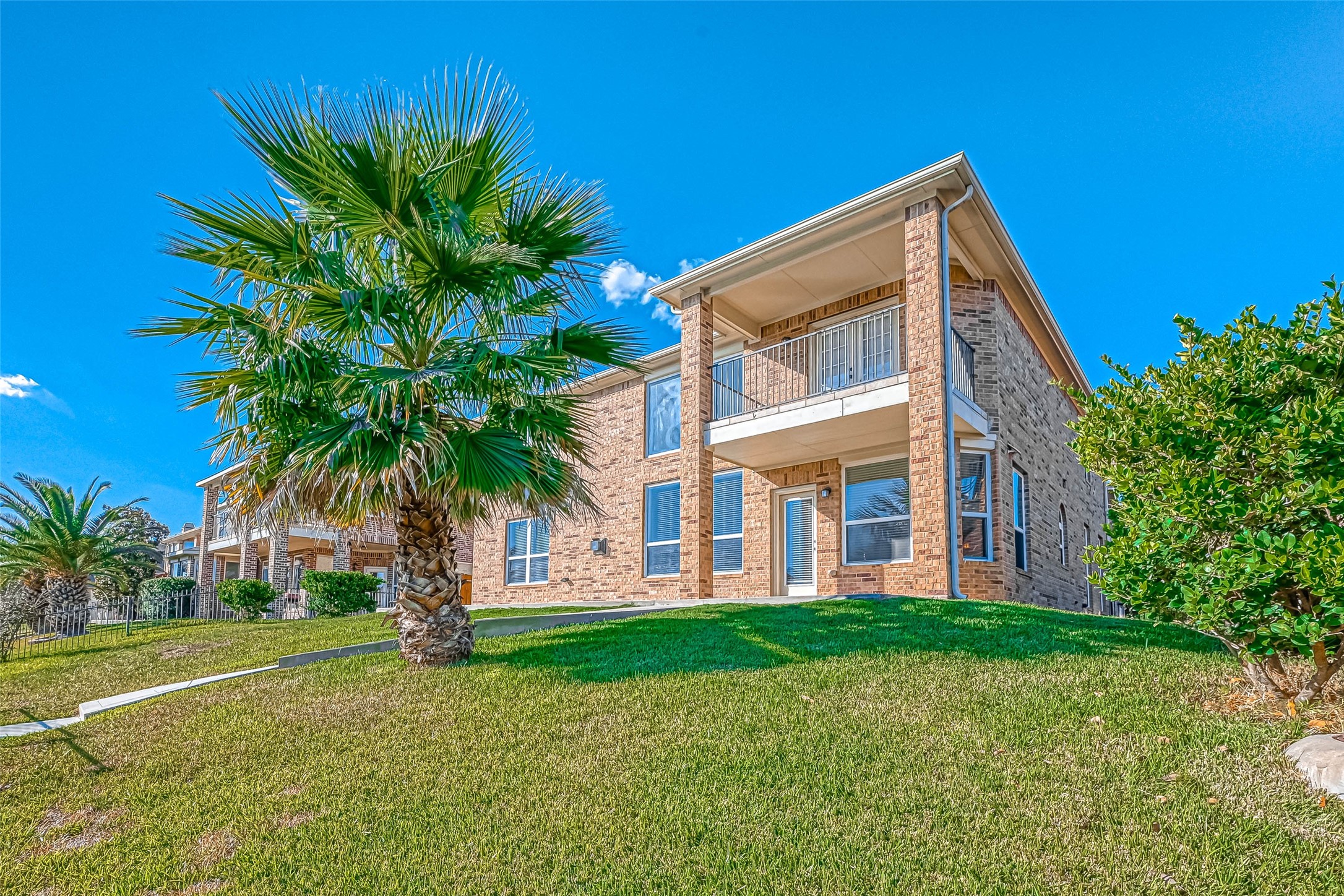 17827 Circular Quay Lane Property Photo 42