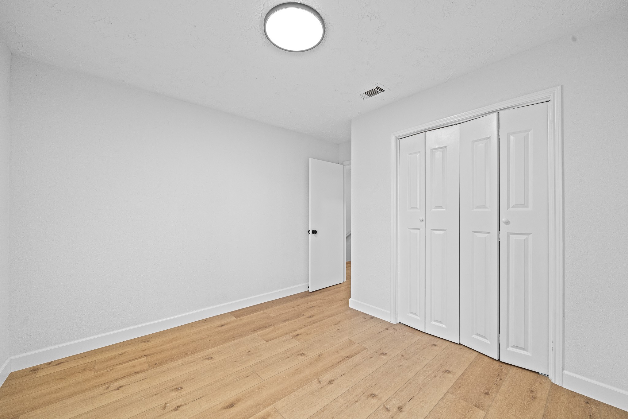 8726 Wilcrest Drive 8726 Property Photo 19