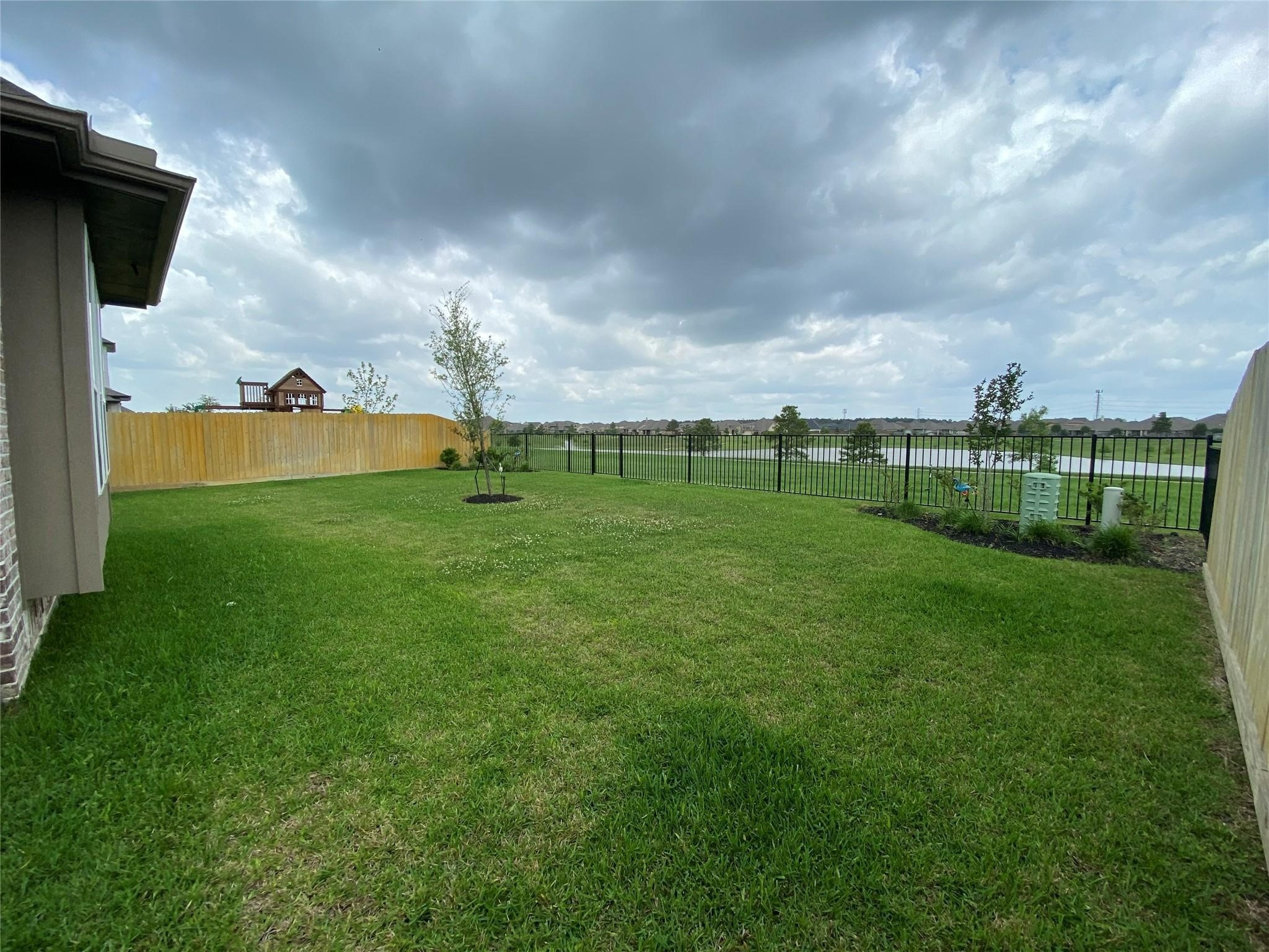 7414 Evelyn Grove Drive Property Photo 27