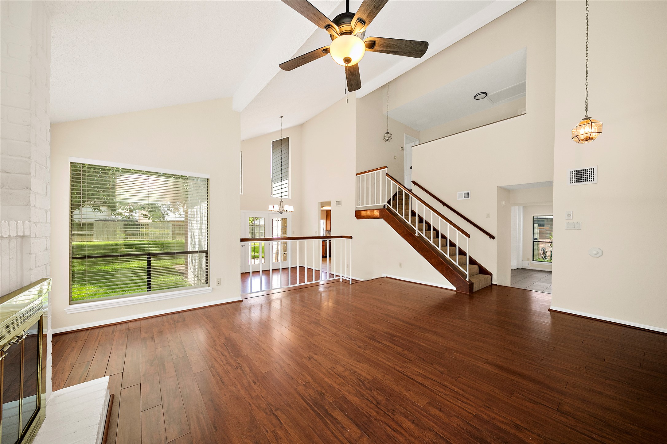 2206 Greencove Lane Property Photo 6