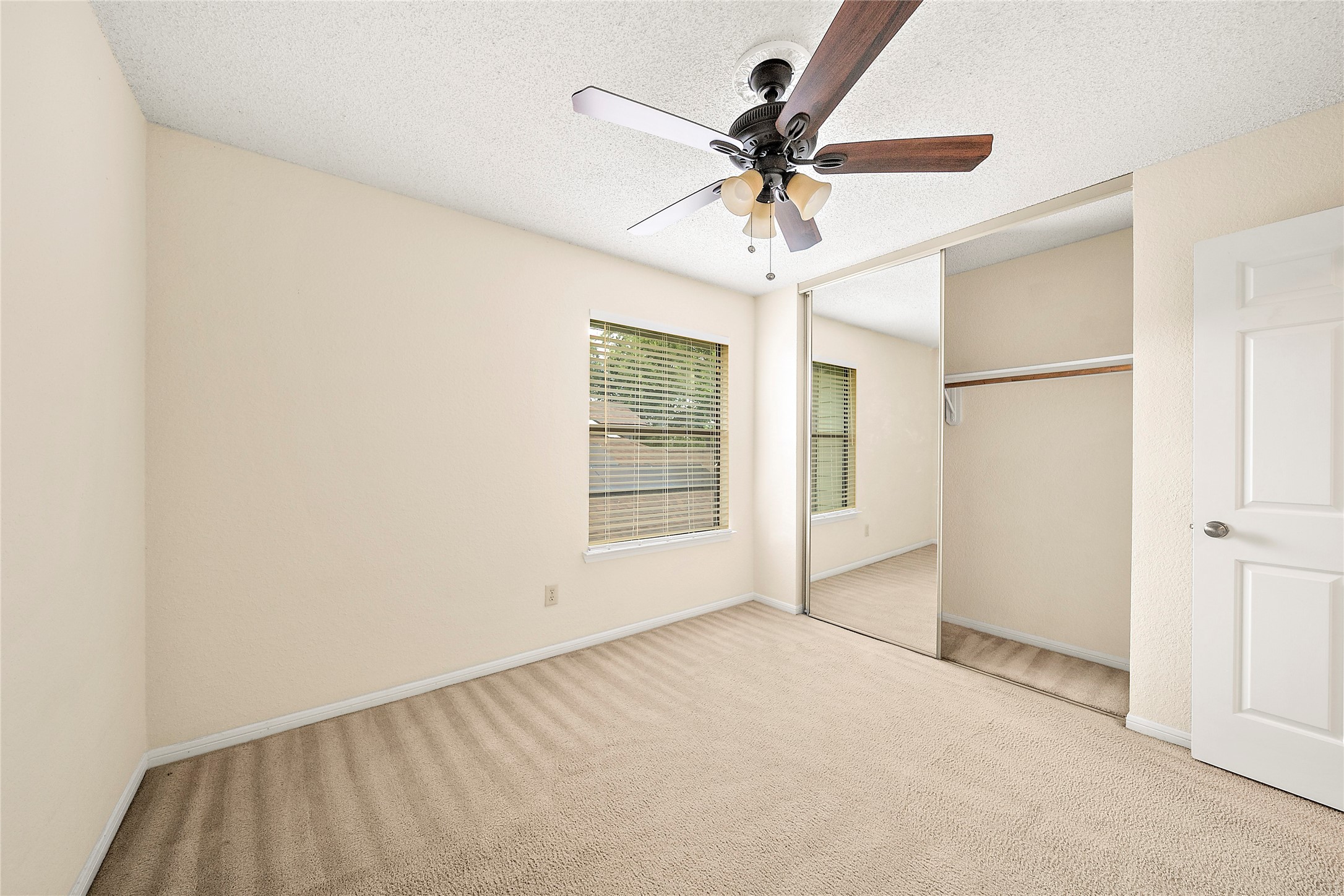 2206 Greencove Lane Property Photo 25