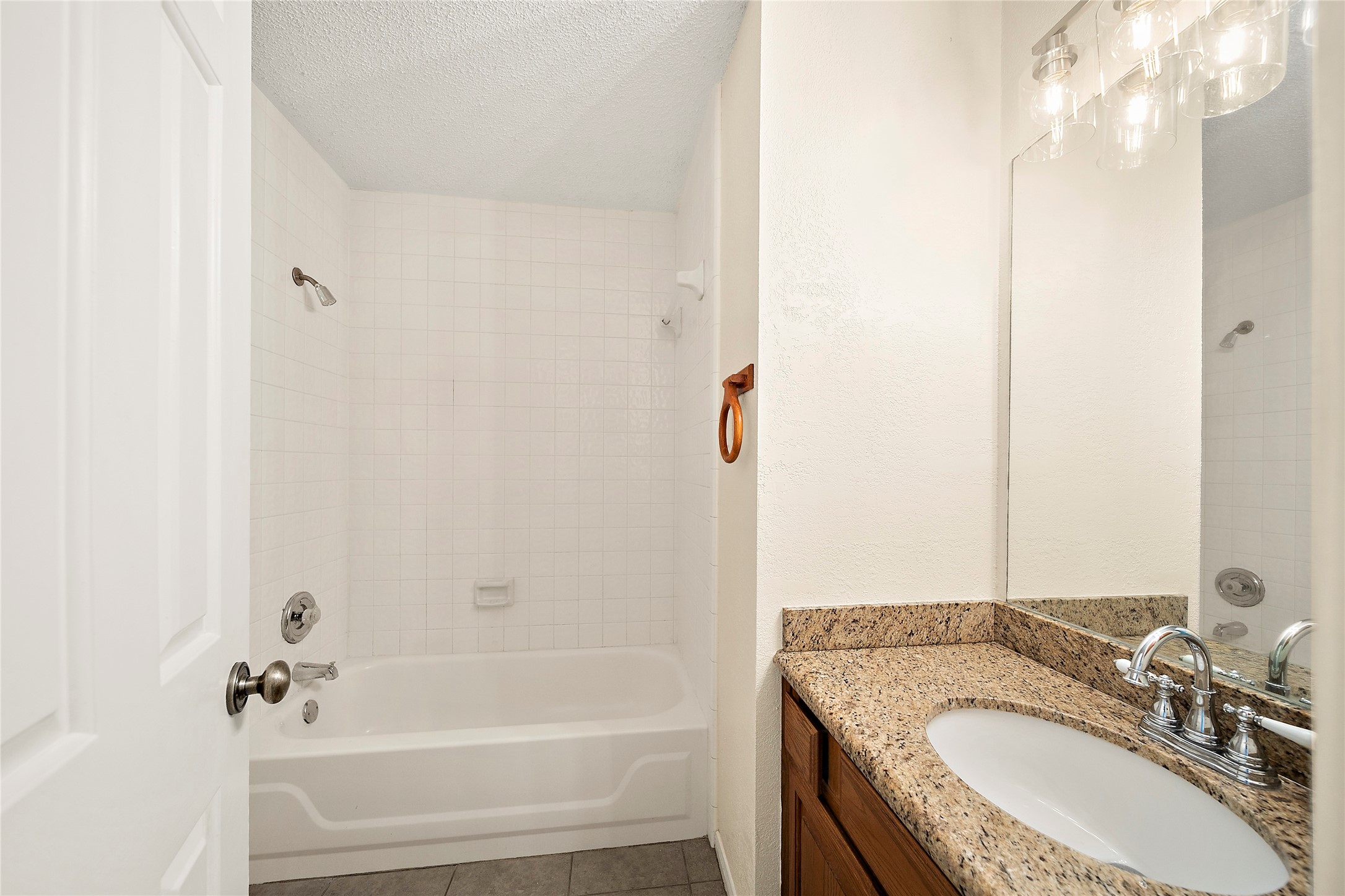 2206 Greencove Lane Property Photo 26