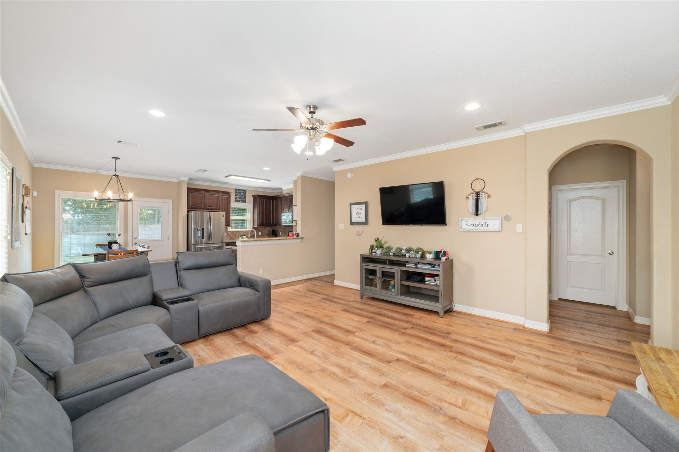 310 Regal Court Property Photo 5