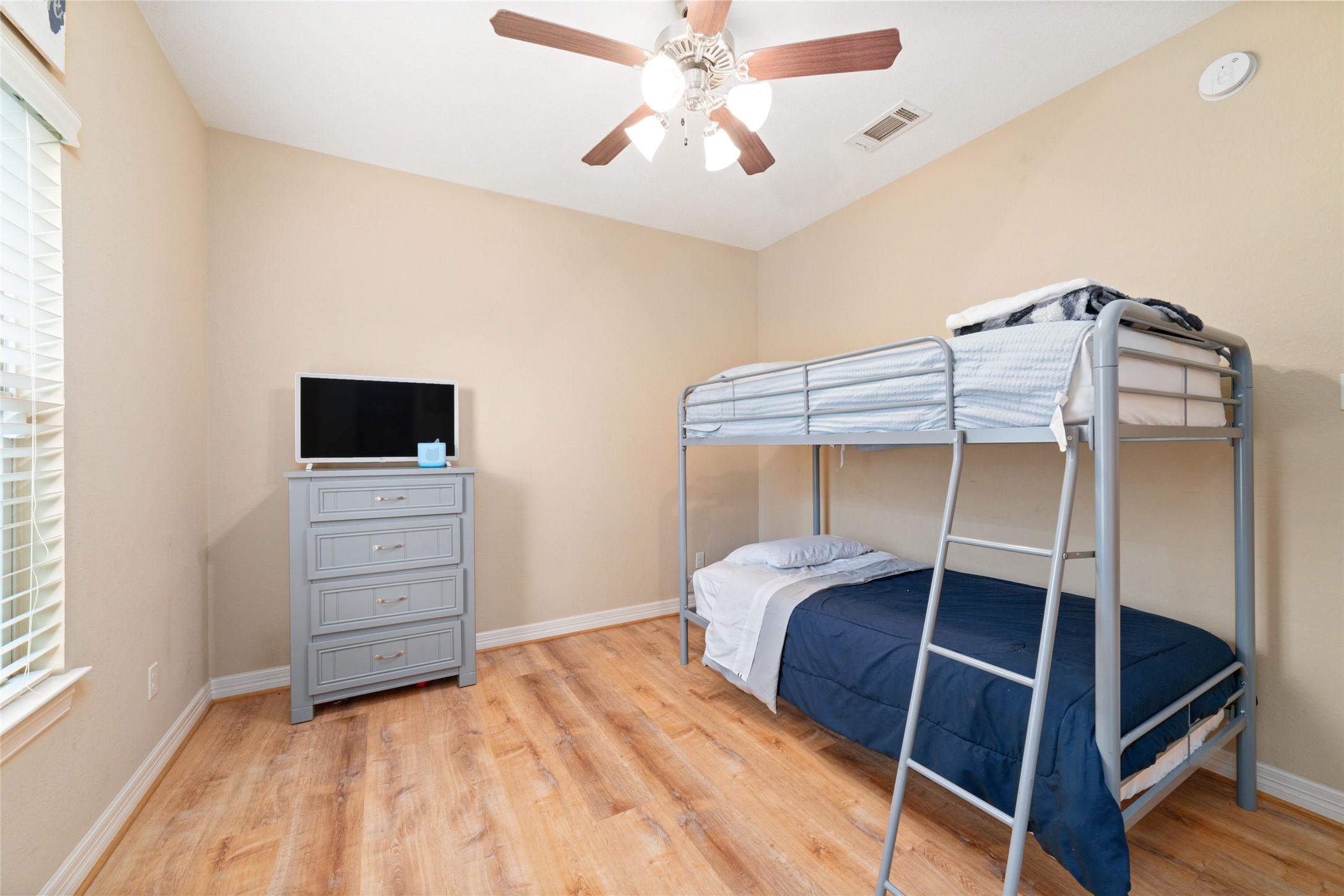 310 Regal Court Property Photo 20