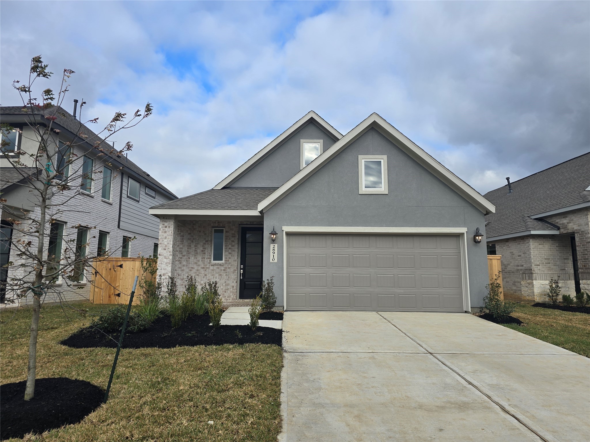 18506 Juniper Haven Court Property Photo 1