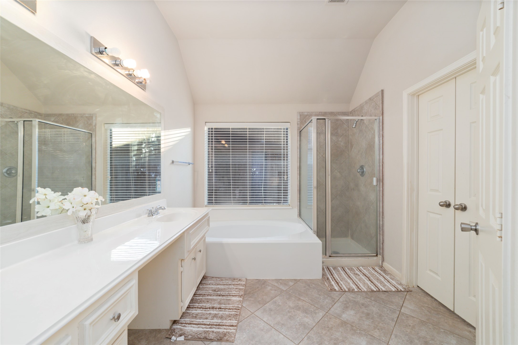 9815 Ryans Park Lane Property Photo 12