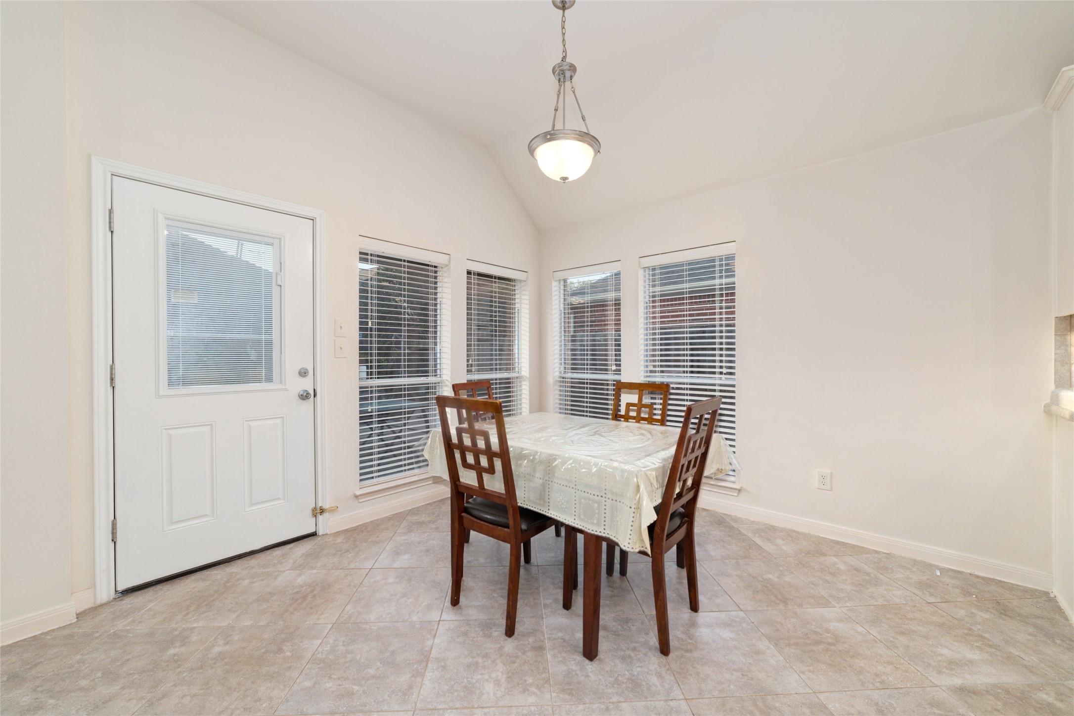 9815 Ryans Park Lane Property Photo 18