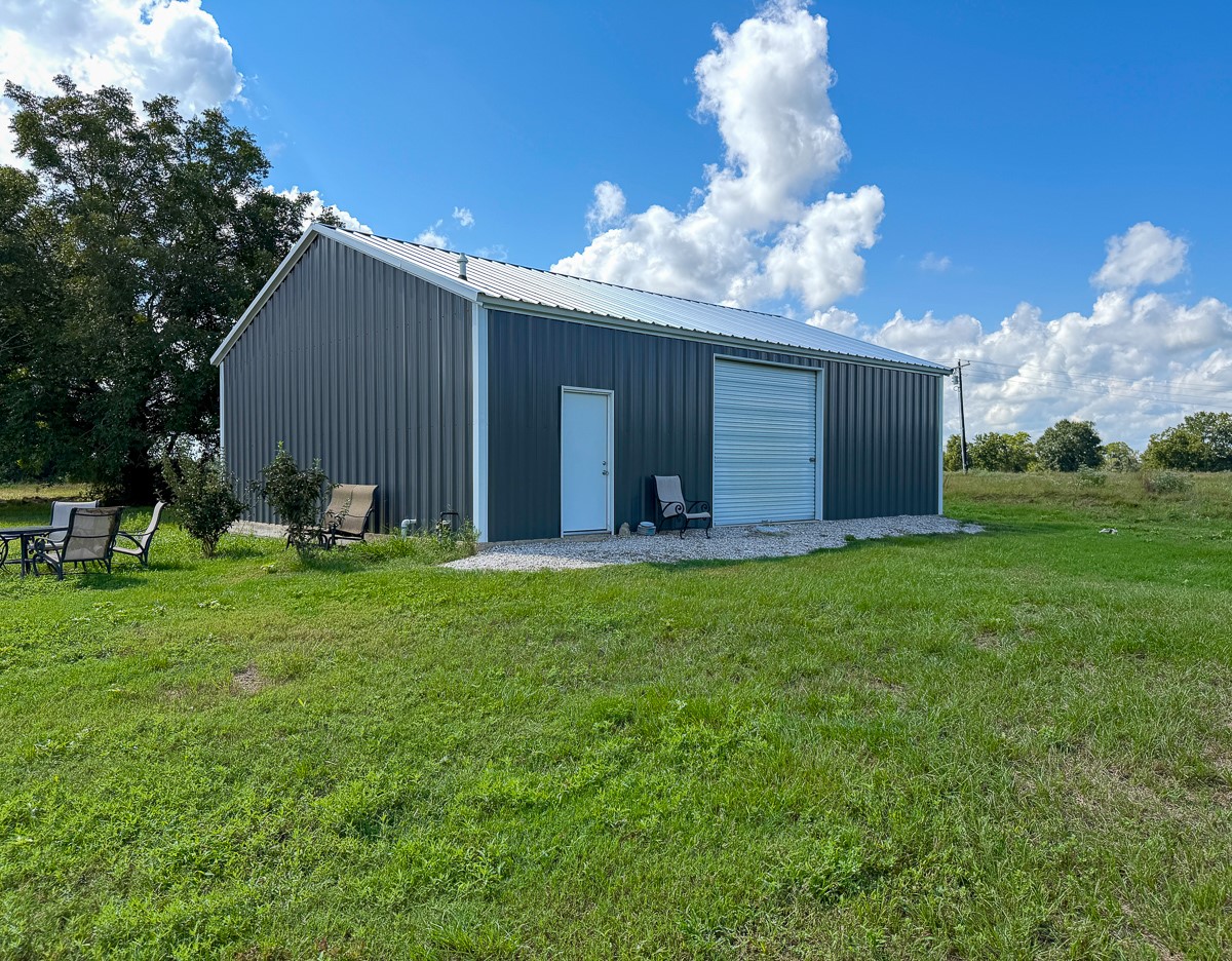 00 Cr 3620 Property Photo 11