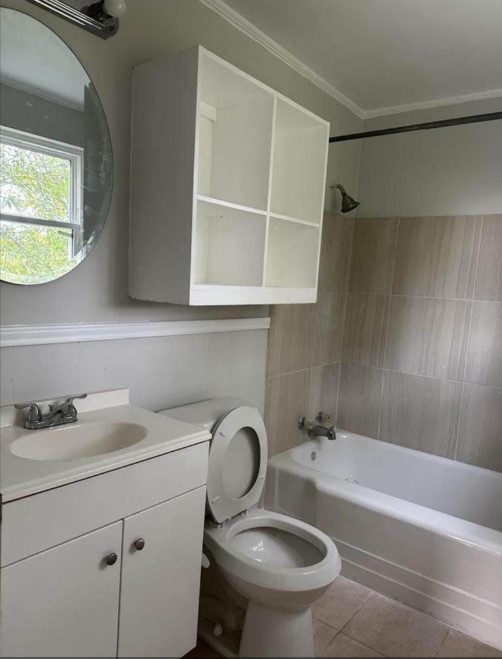 702 Rosedale Street A B Property Photo 8