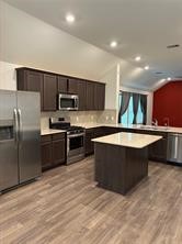 16154 Dockside Street Property Photo 5