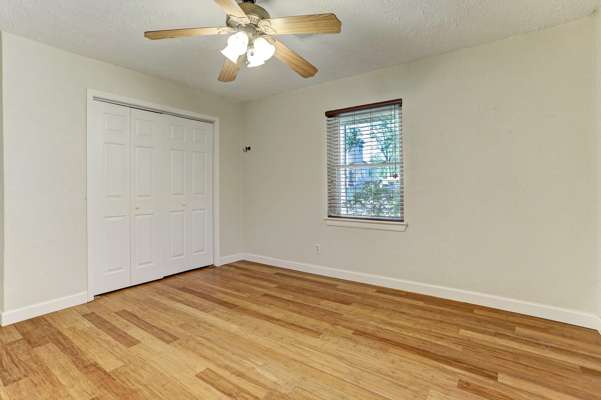 2015 Ebony Lane Property Photo 10