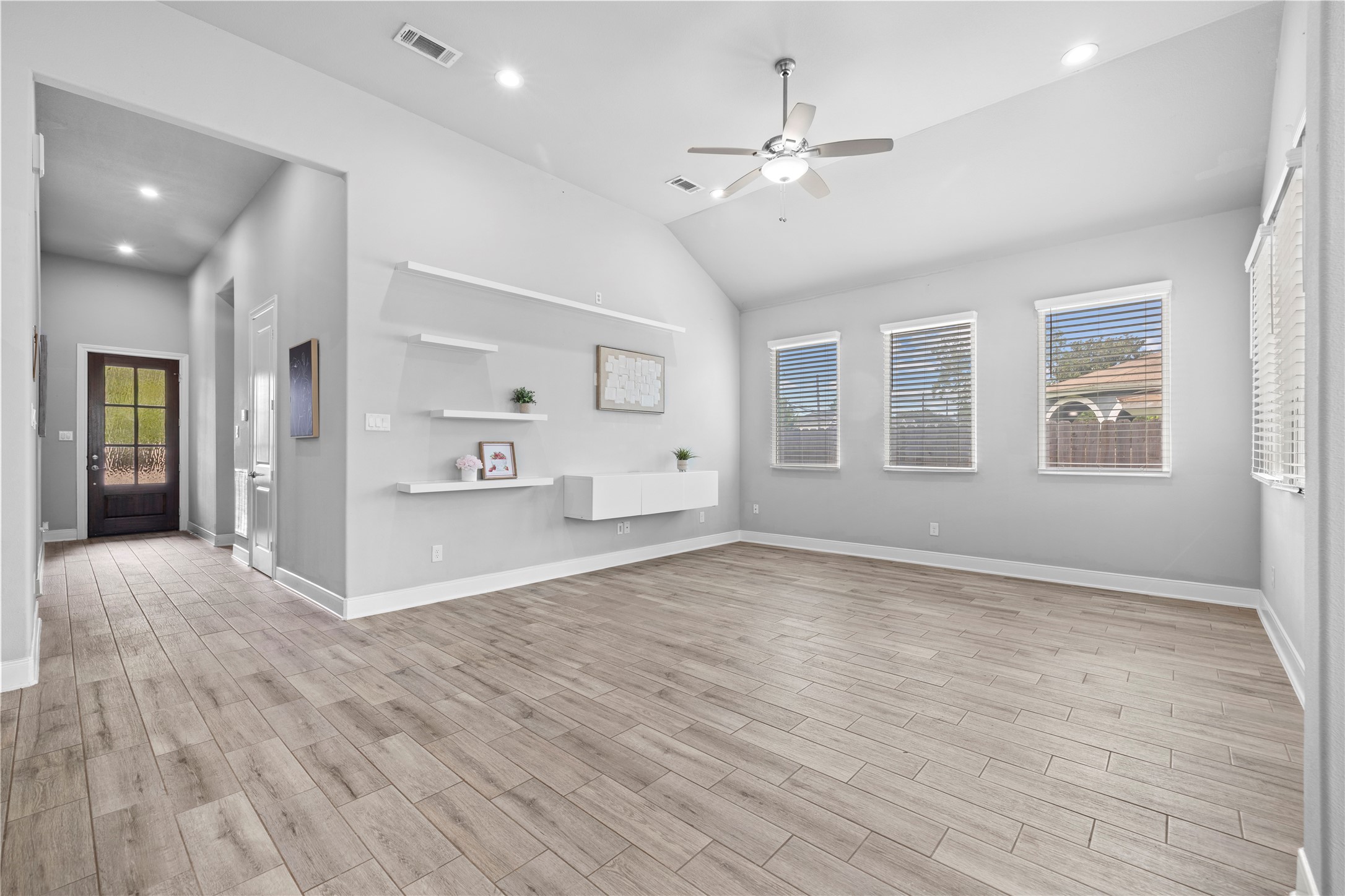 8938 Intervale Street Property Photo 13