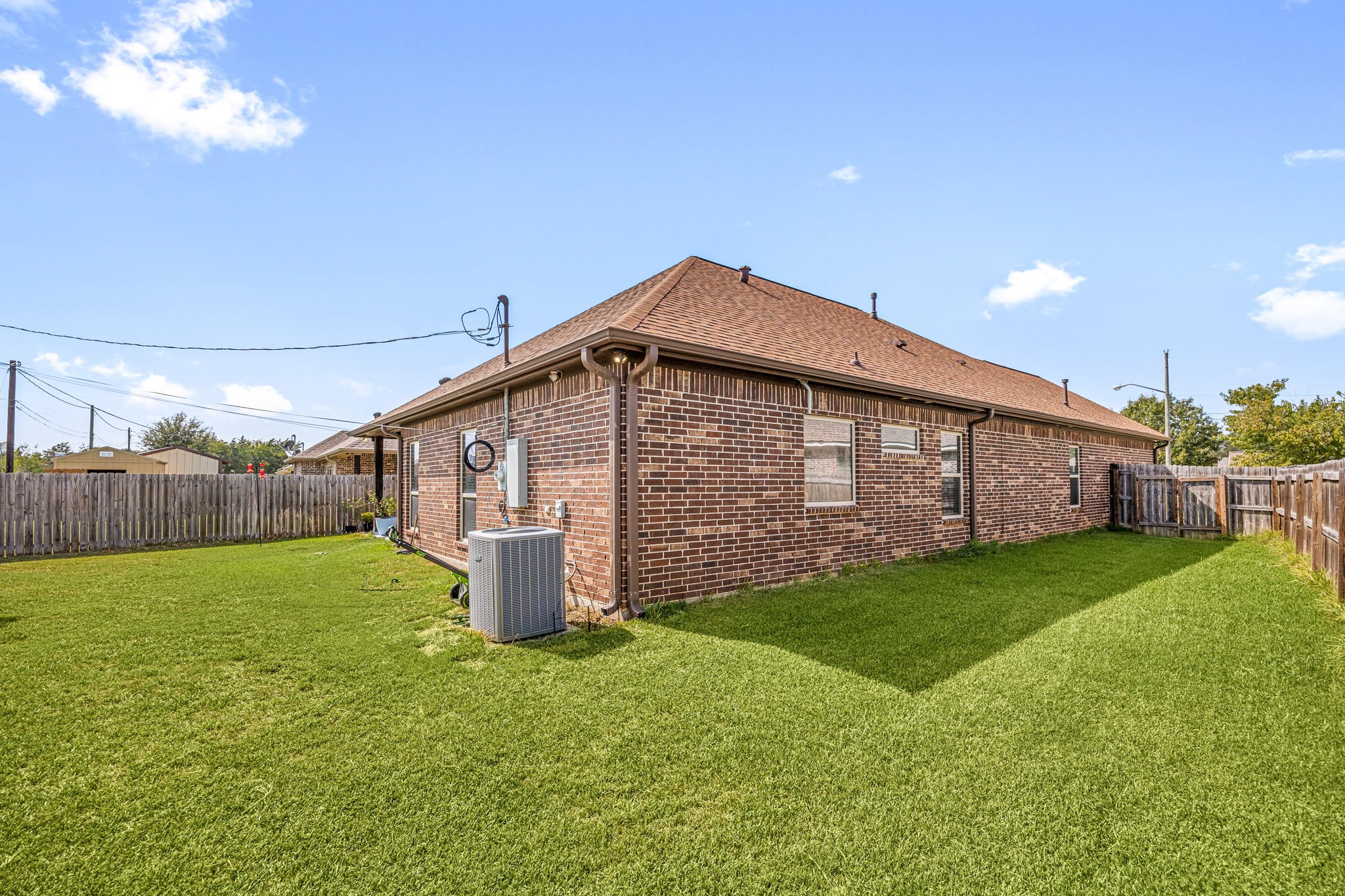 511 Sunny Street Property Photo 28