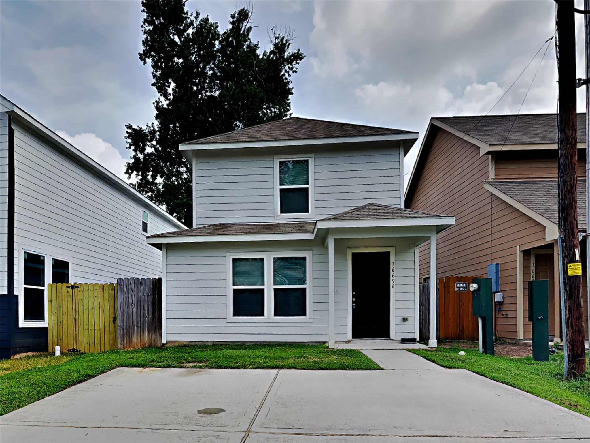 16696 E Ivanhoe Property Photo 1