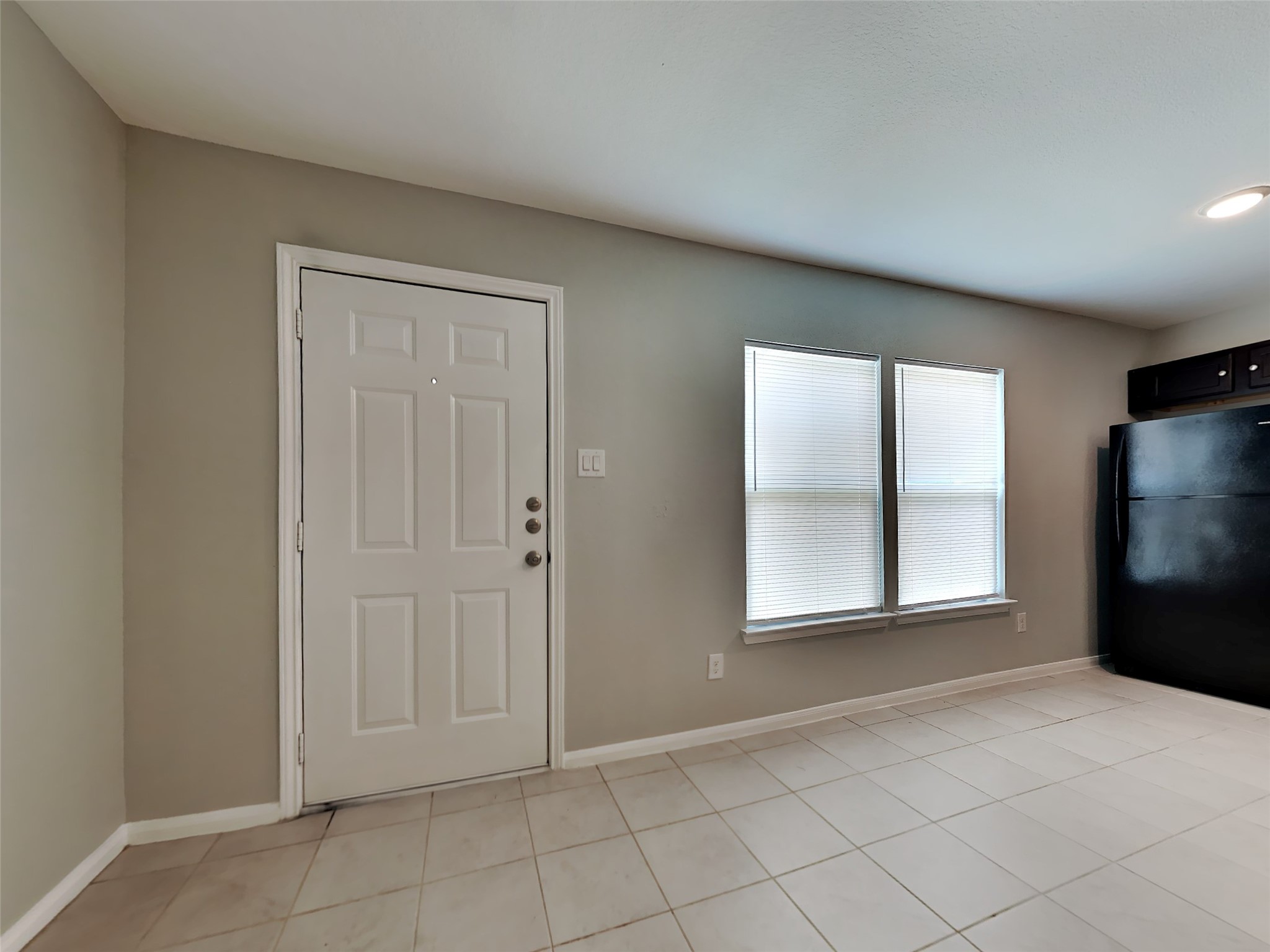 16696 E Ivanhoe Property Photo 3