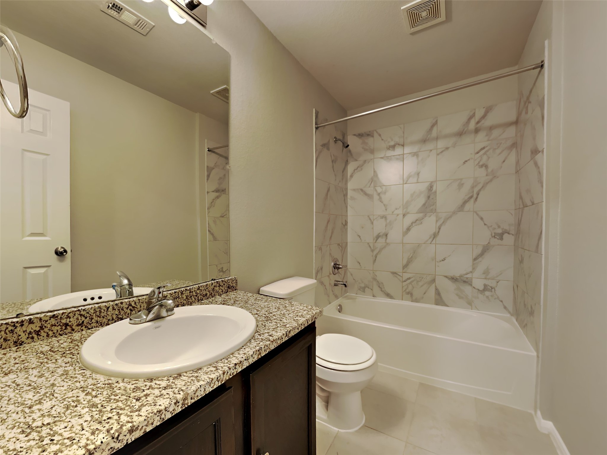 16696 E Ivanhoe Property Photo 9