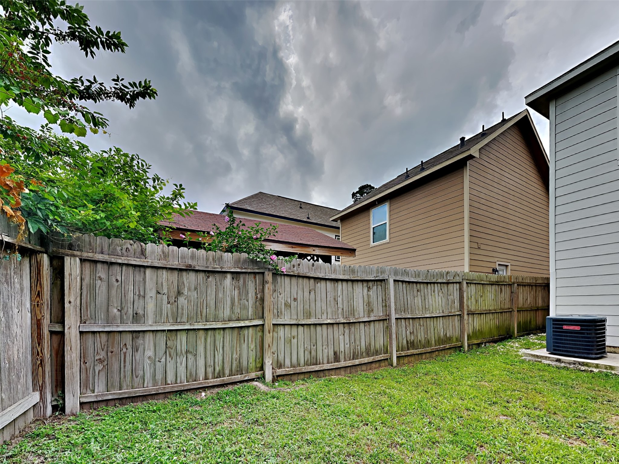 16696 E Ivanhoe Property Photo 14