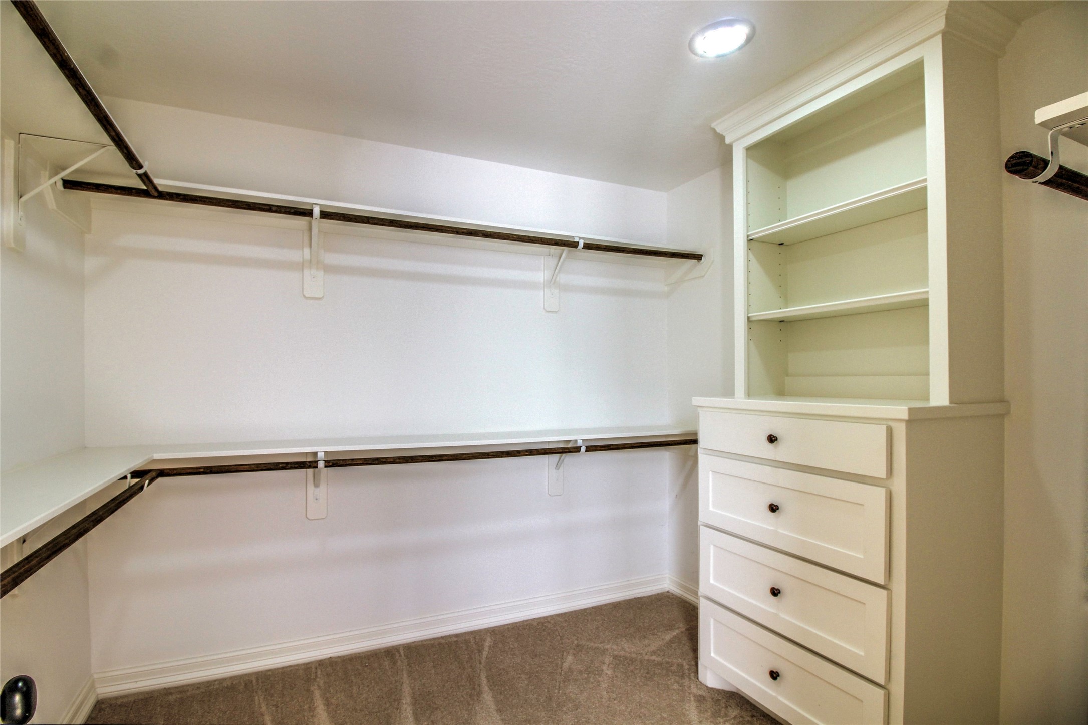 11207 Mattina Drive Property Photo 10