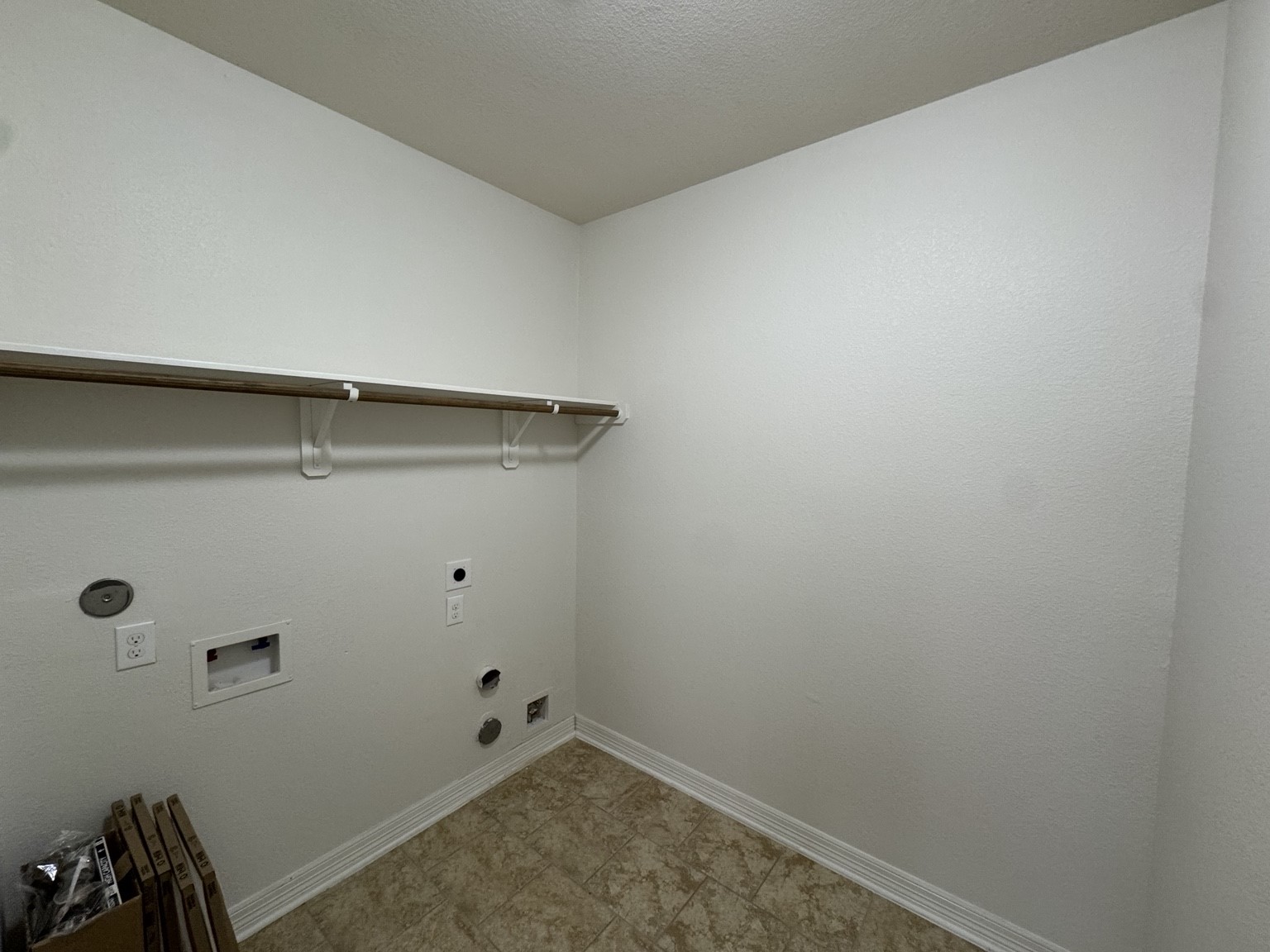 22 W Oaks Drive Property Photo 14
