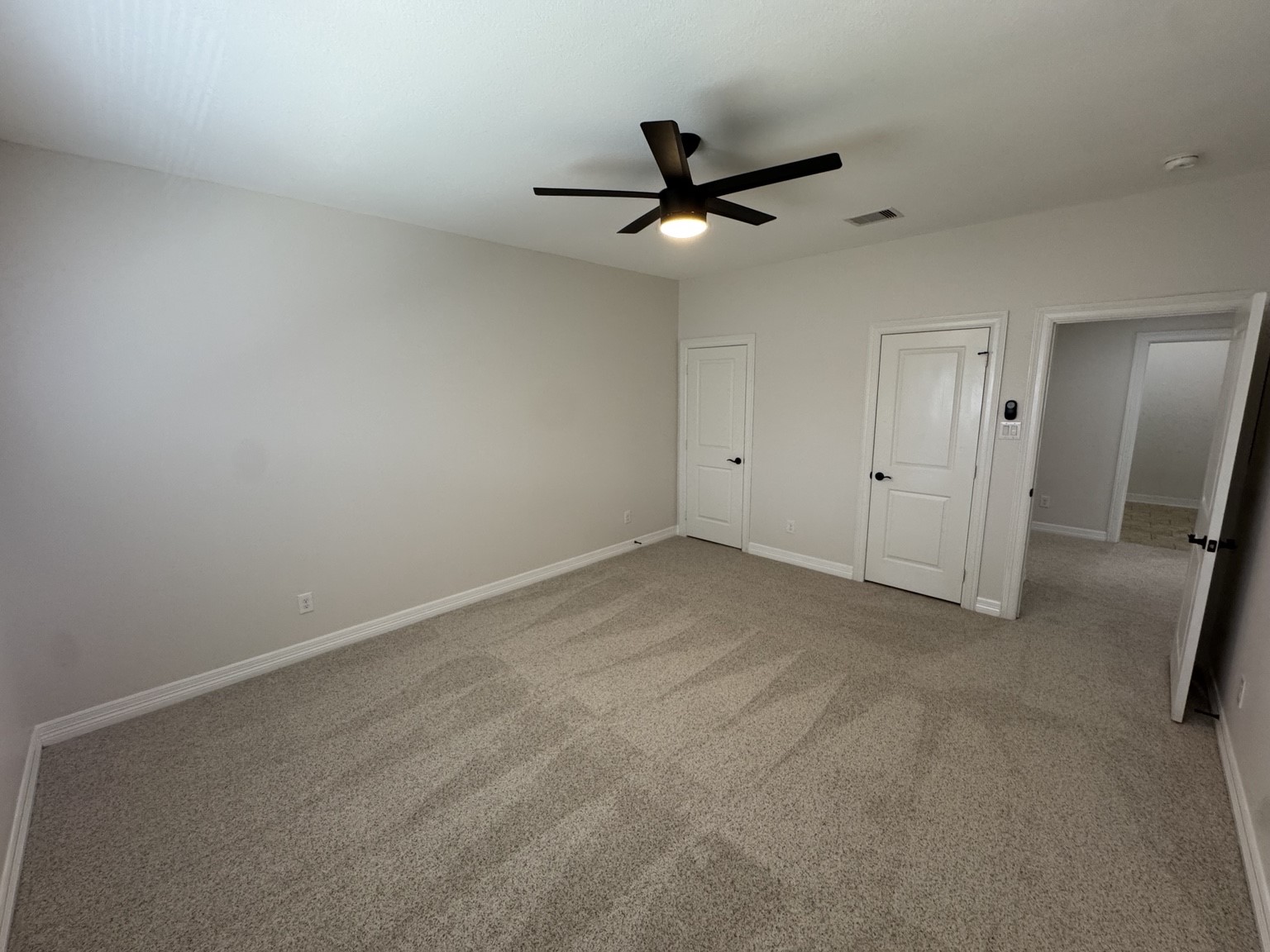 22 W Oaks Drive Property Photo 16