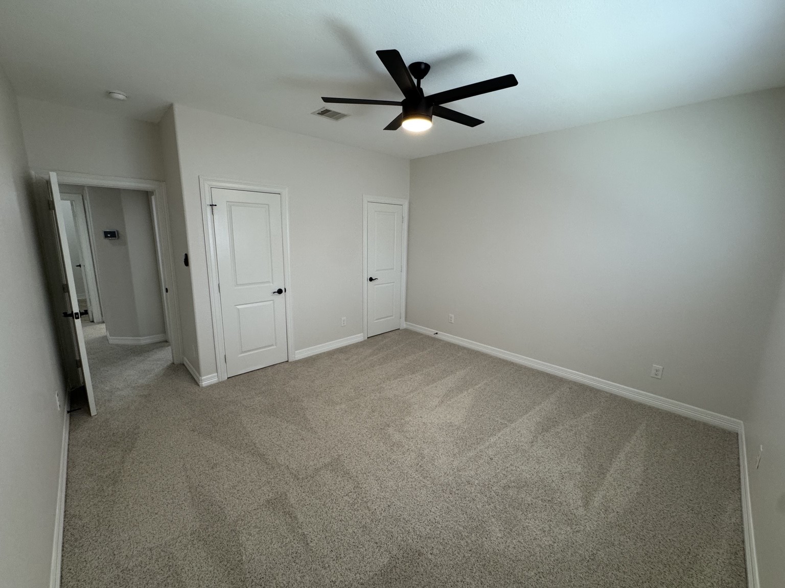 22 W Oaks Drive Property Photo 18