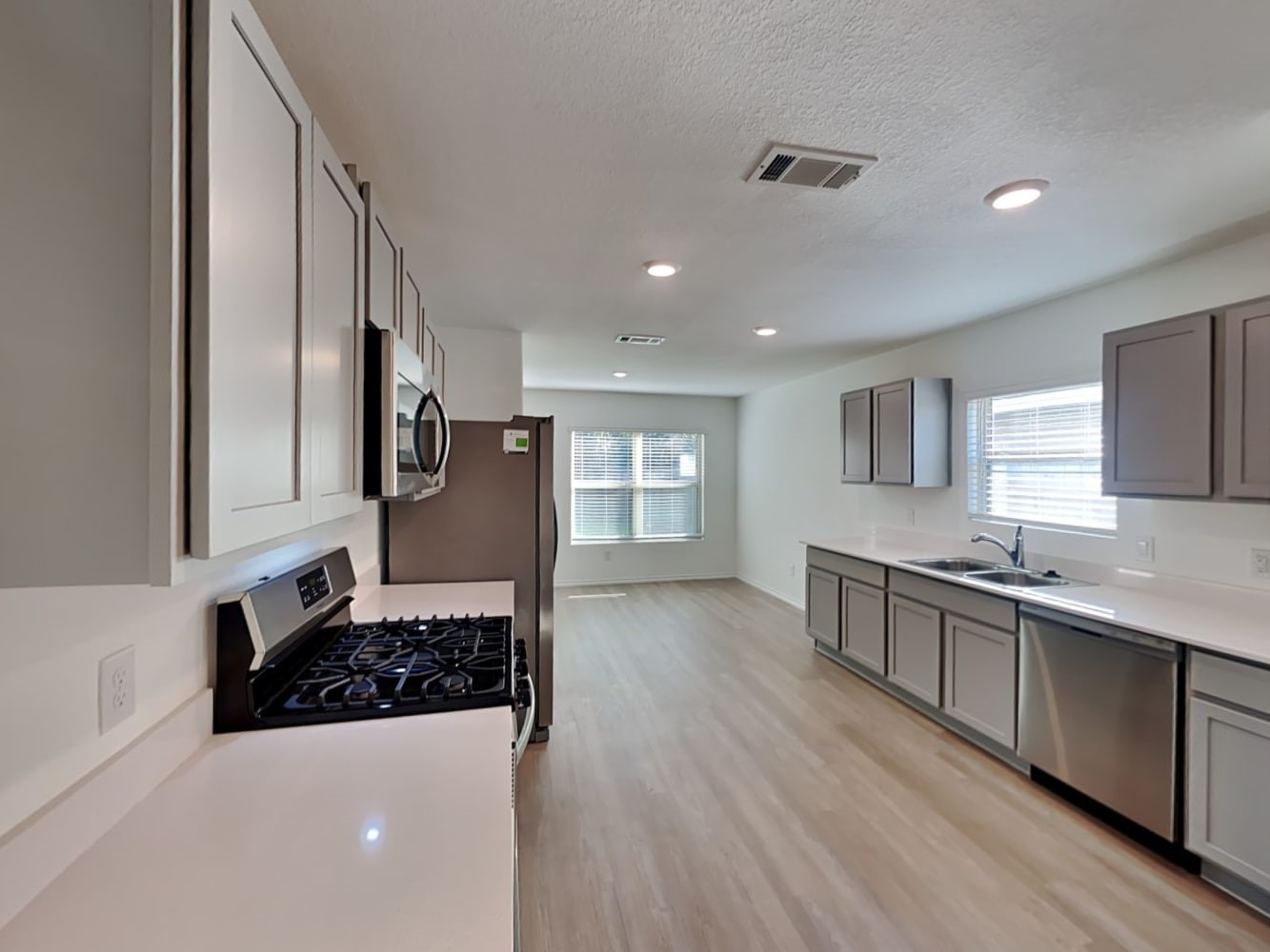 18807 Wembley Vista Trail Property Photo 5