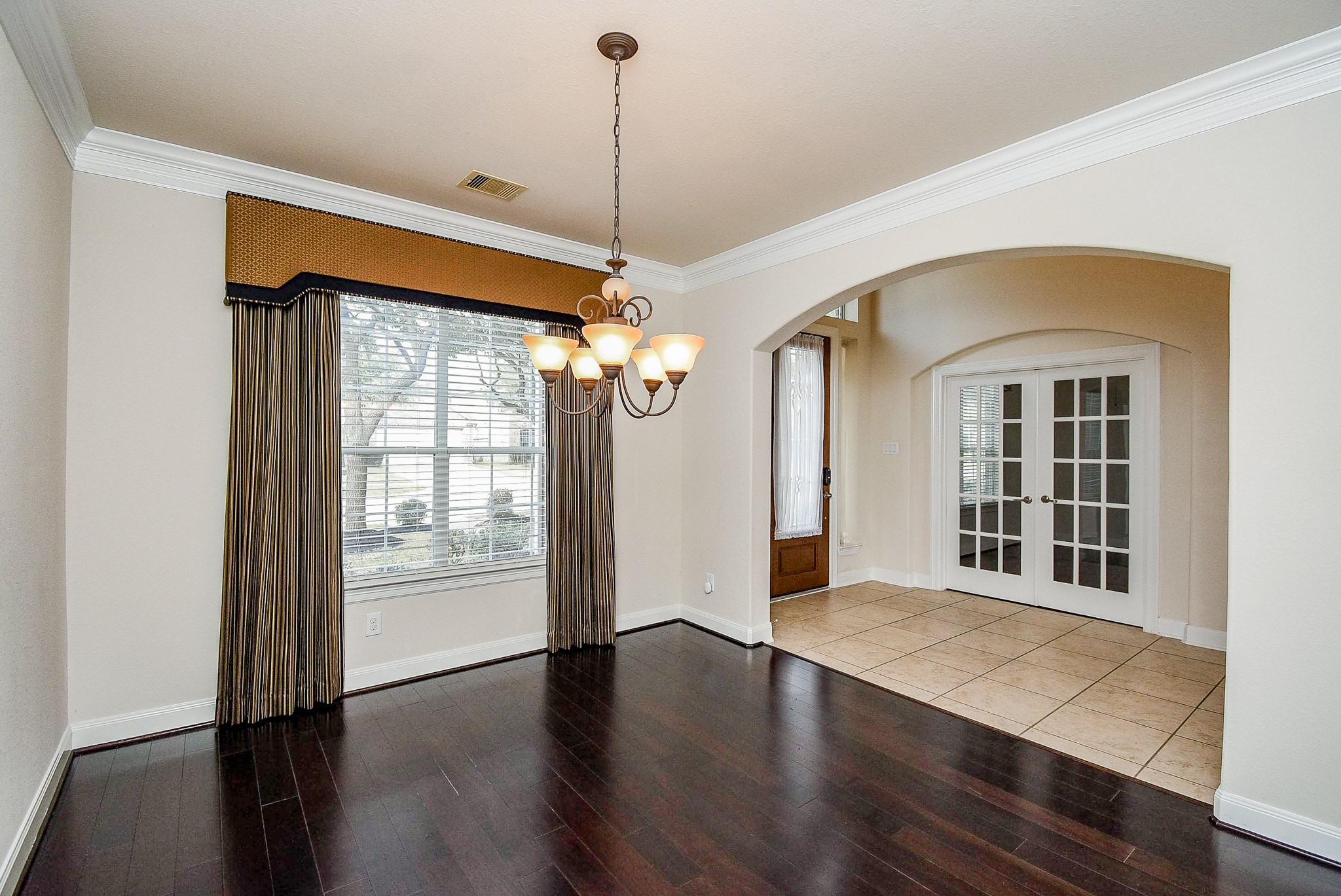 6023 Gatewood Manor Drive Property Photo 8
