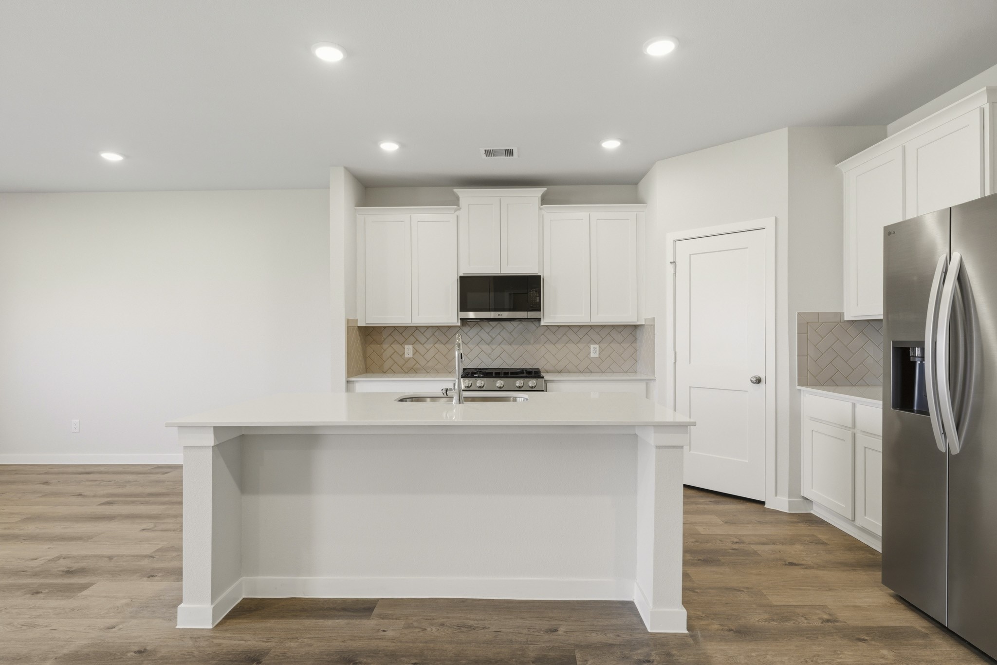 2623 Siena Court Property Photo 4