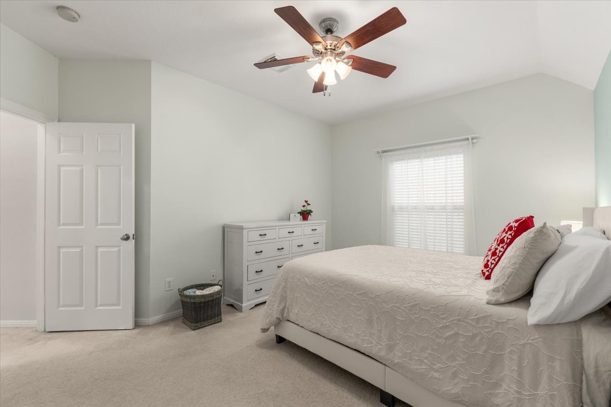 3102 Silverberry Trail Property Photo 31