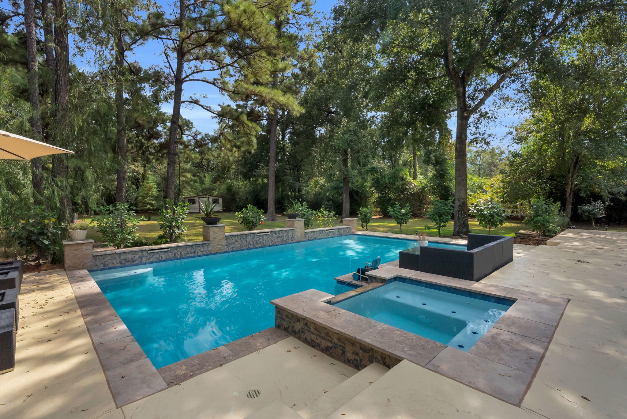 11716 Great Oak Boulevard Property Photo 4
