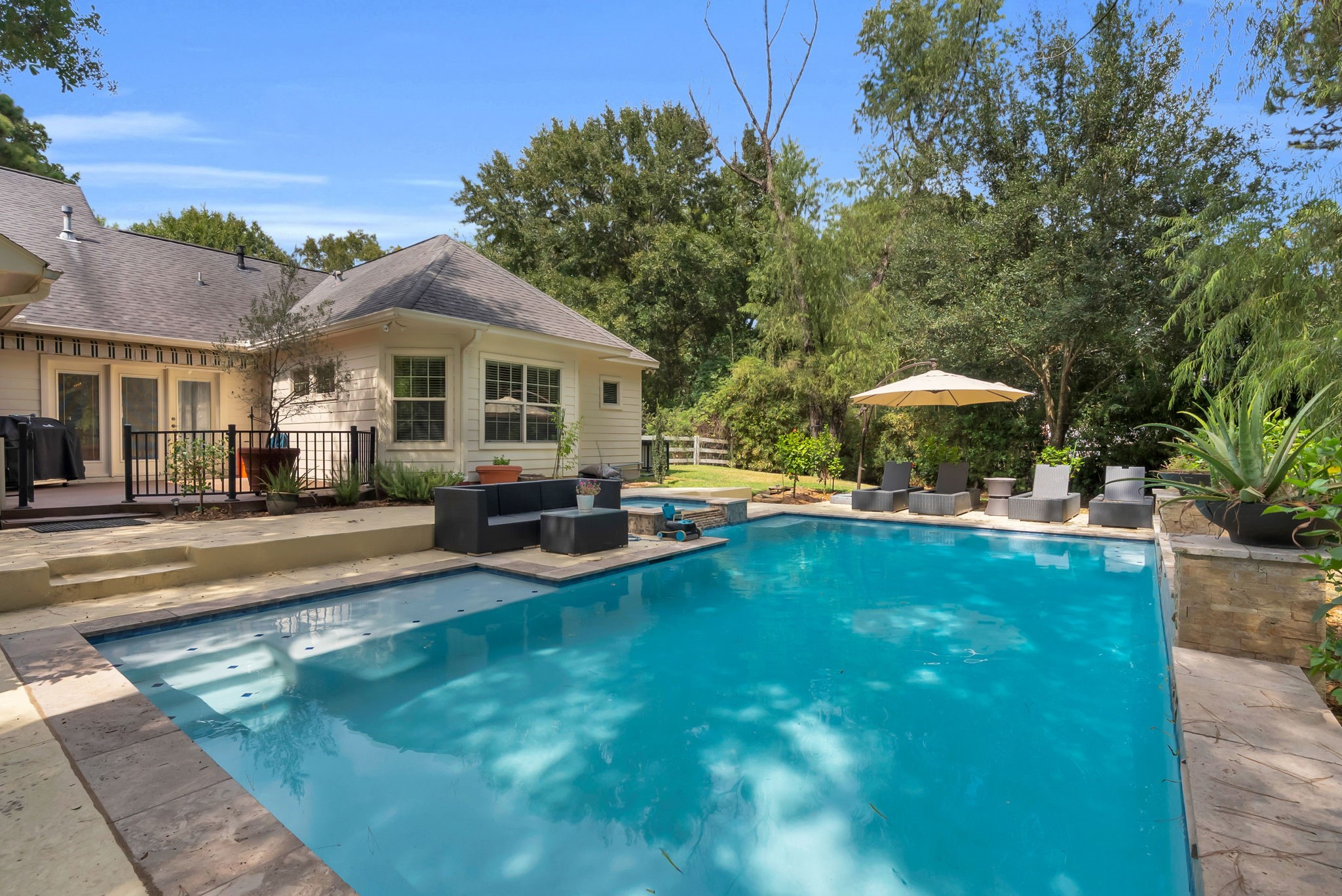 11716 Great Oak Boulevard Property Photo 29
