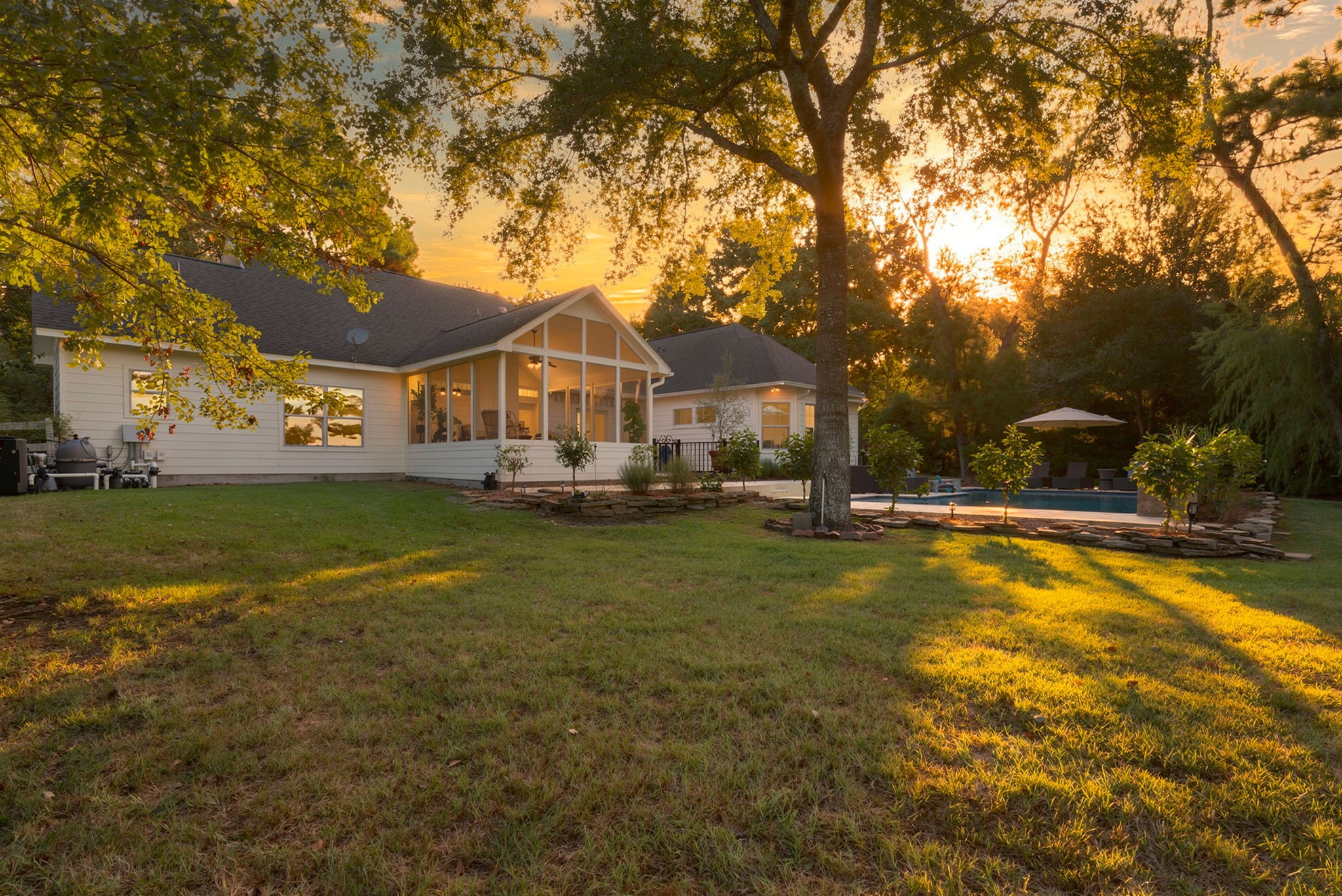 11716 Great Oak Boulevard Property Photo 40