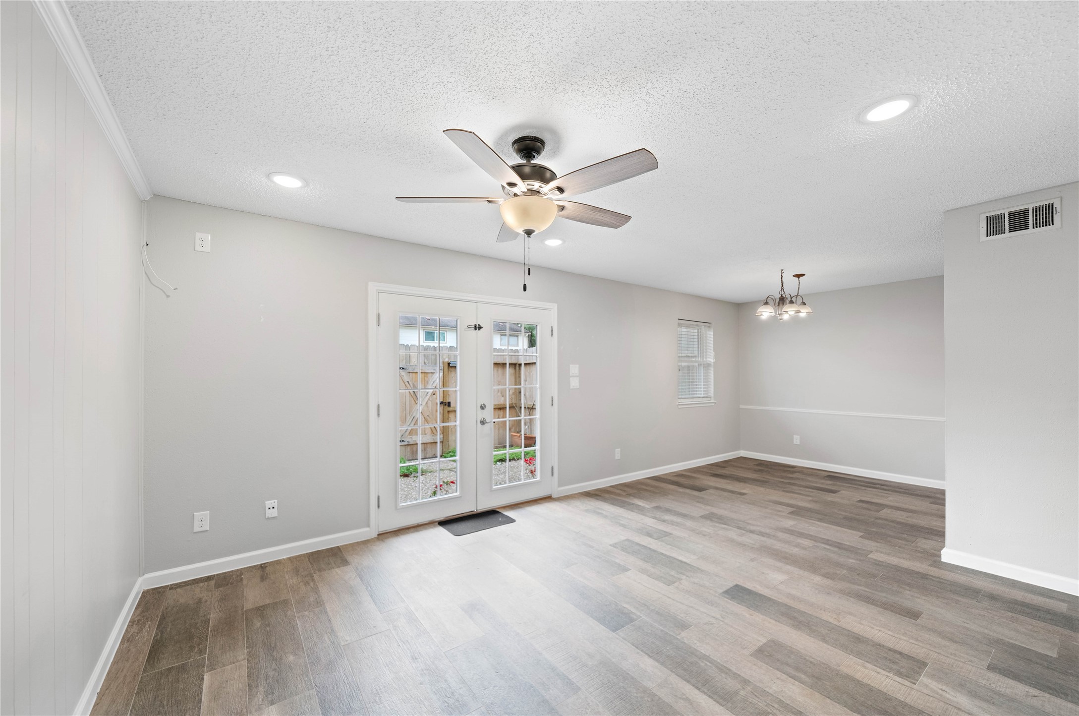 14256 Misty Meadow Lane Property Photo 7