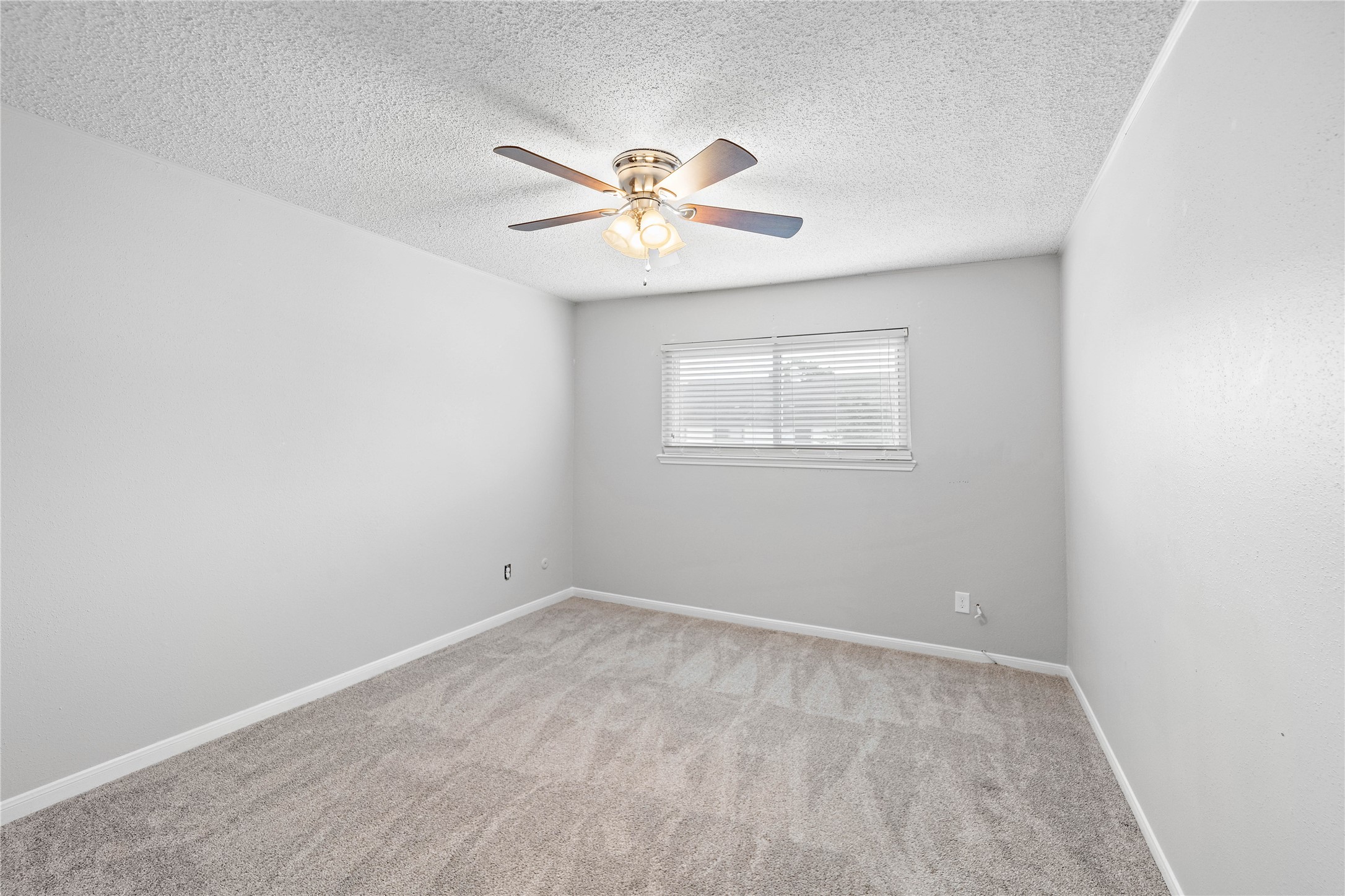 14256 Misty Meadow Lane Property Photo 16
