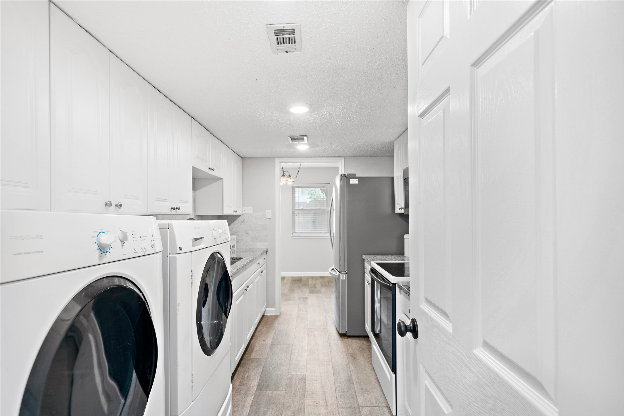 14256 Misty Meadow Lane Property Photo 20