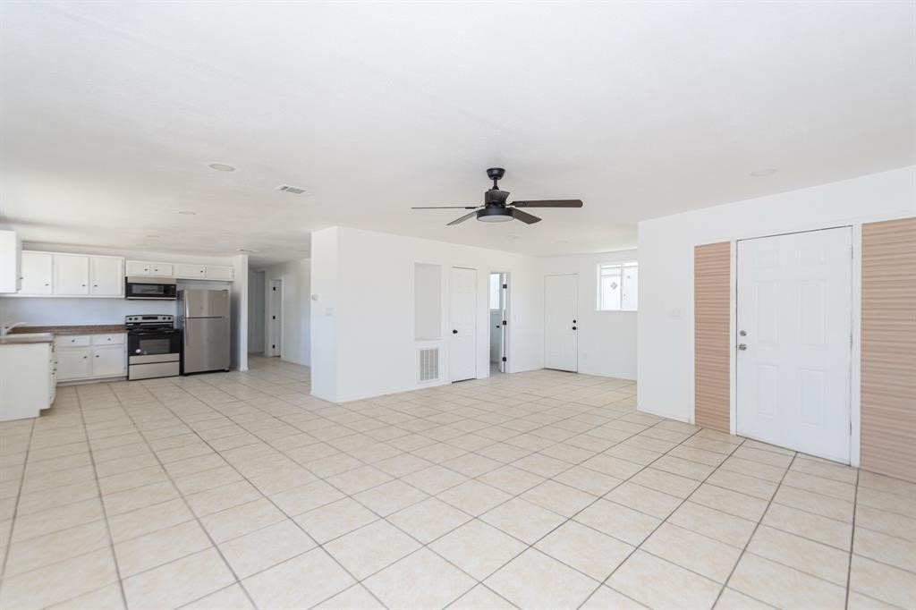 312 N Gaillard Street Property Photo 6