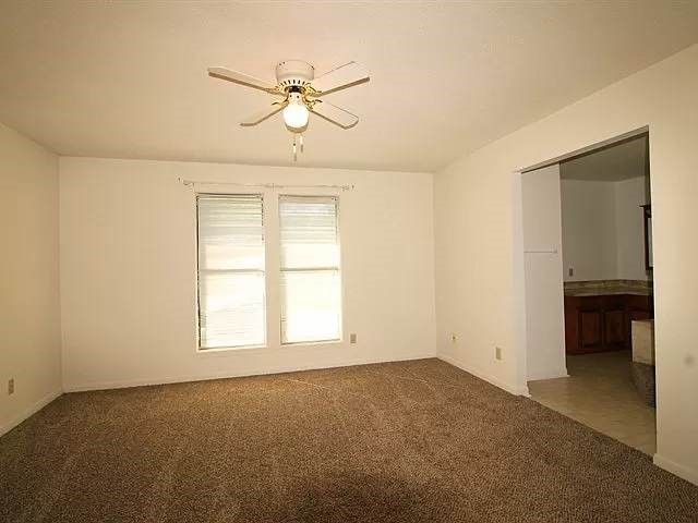 943 State Highway 103 W Property Photo 11