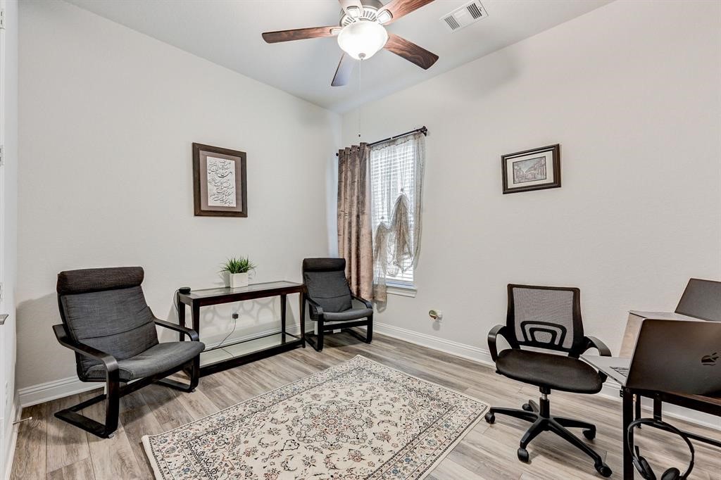 4221 Davis Oak Drive Property Photo 17